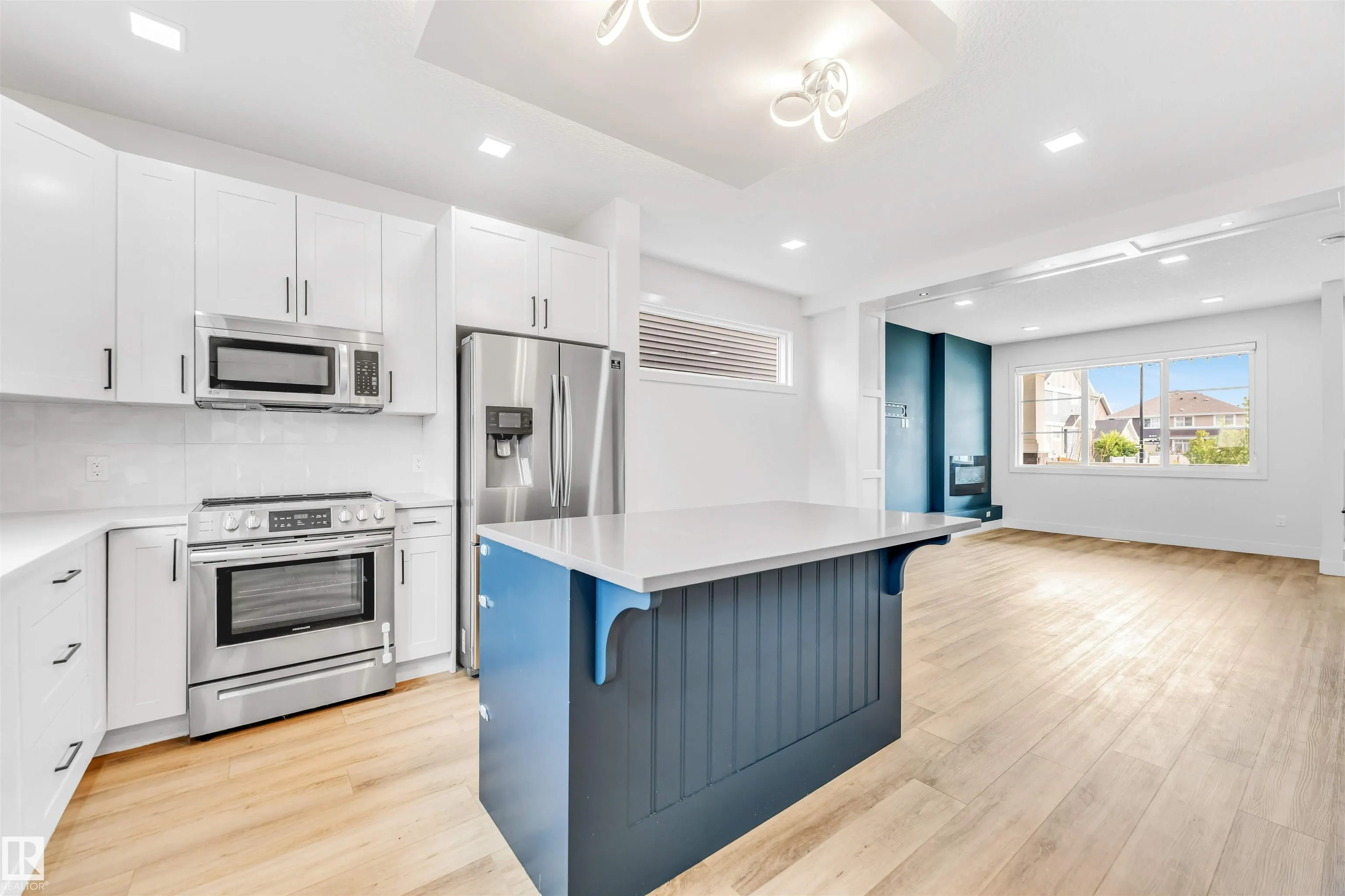 576 Glenridding Ravine Dr