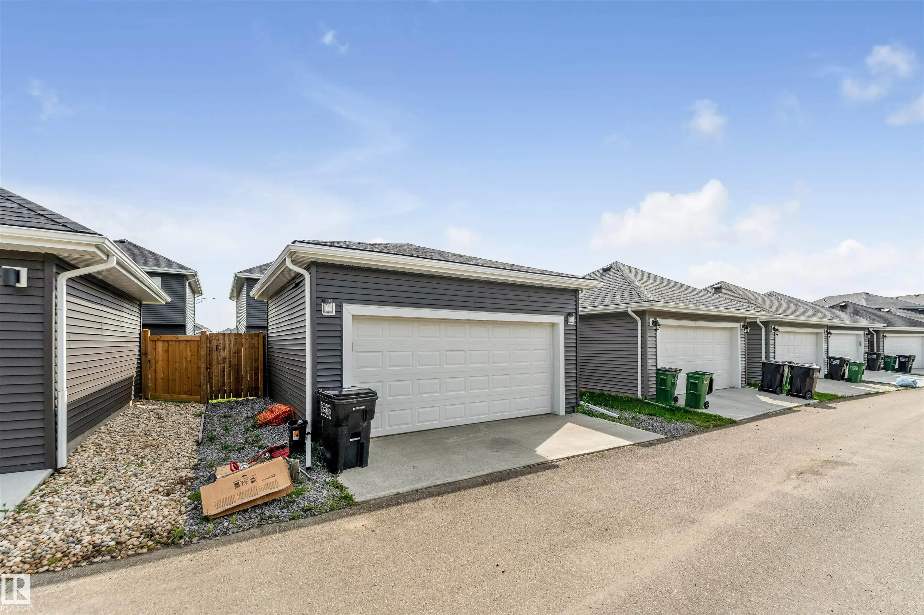 576 Glenridding Ravine Dr