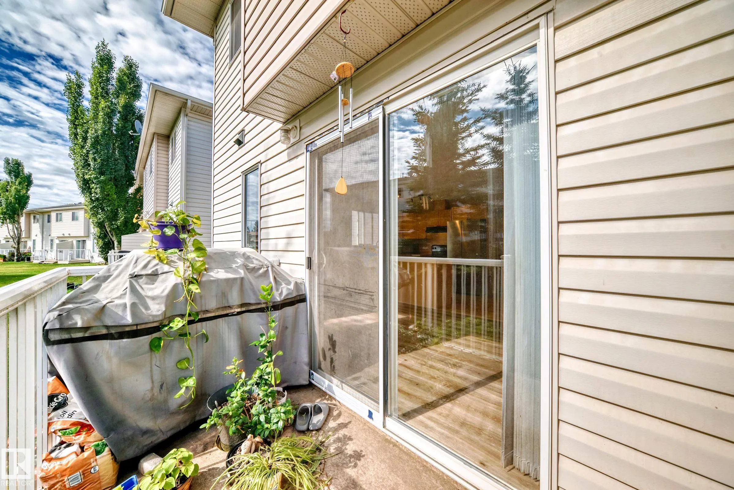 451 HYNDMAN Crescent