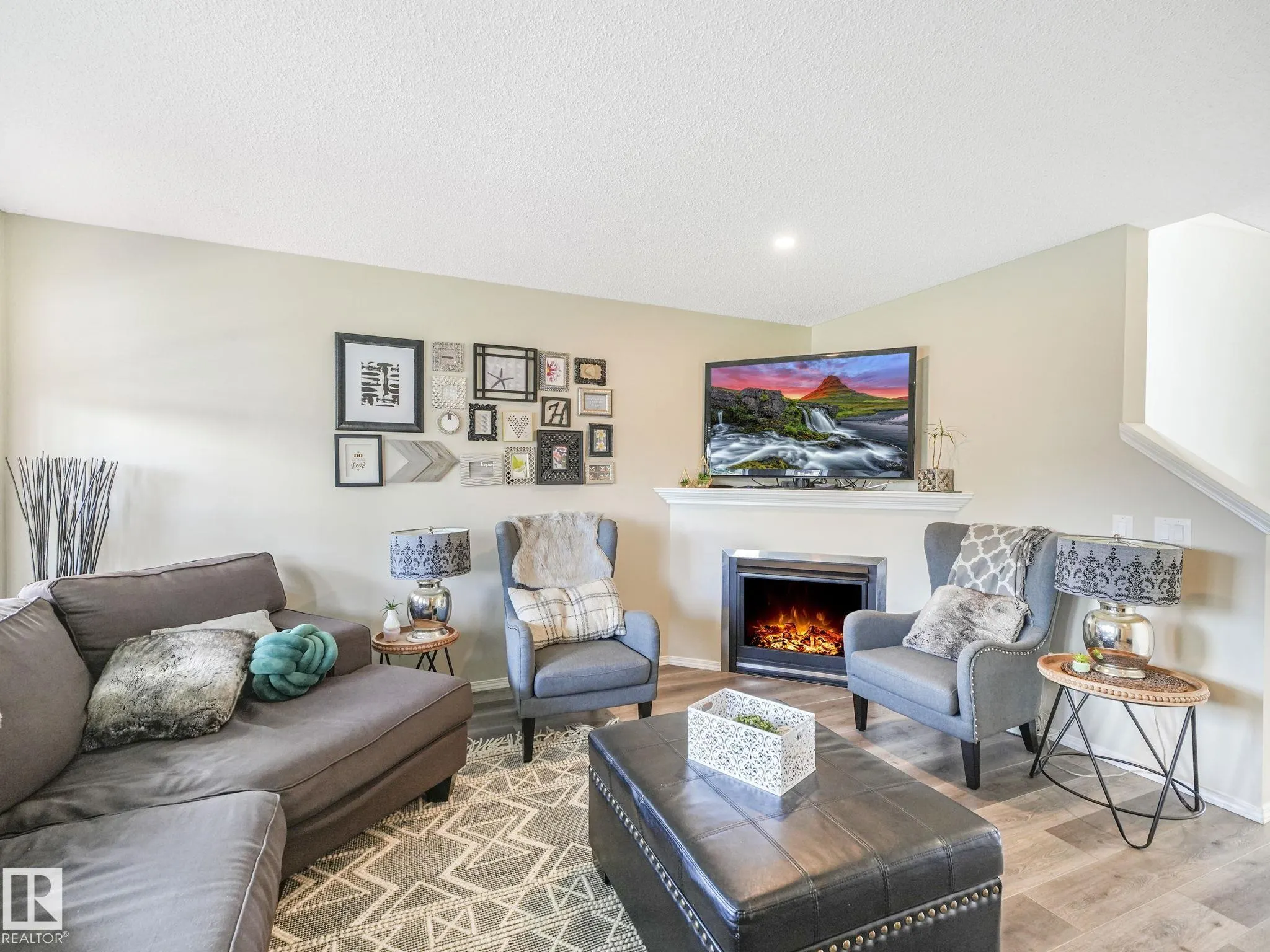 336 BOTHWELL Drive