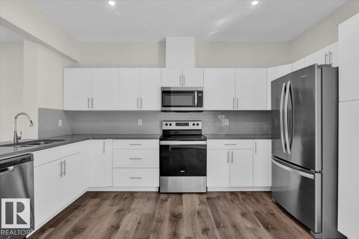 1051 Graydon Hill BV