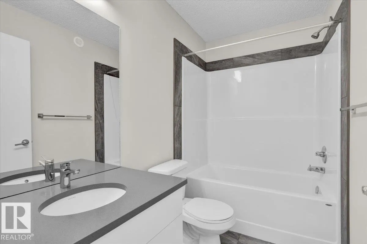 1051 Graydon Hill BV