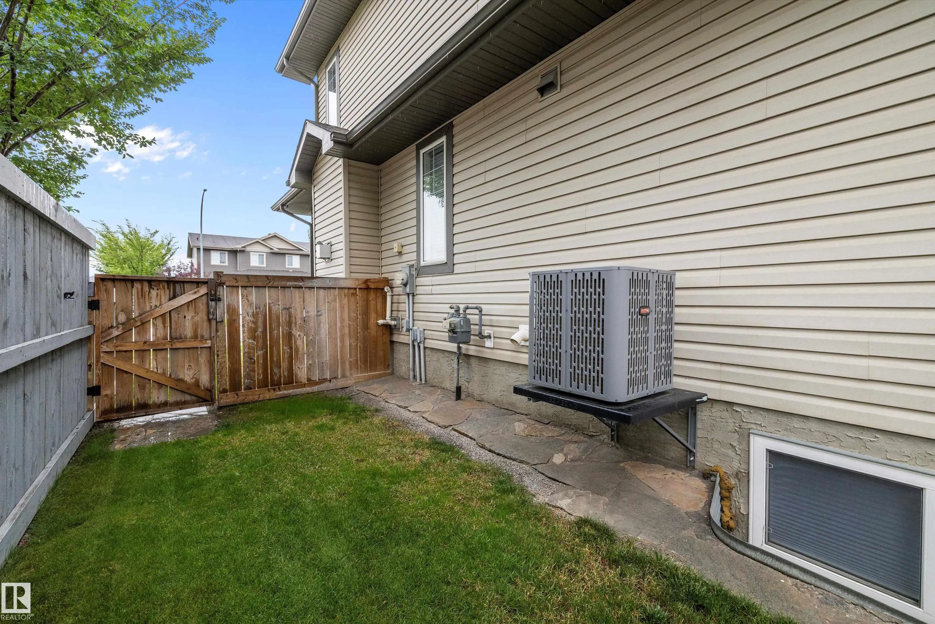 2 Roseberry Lane
