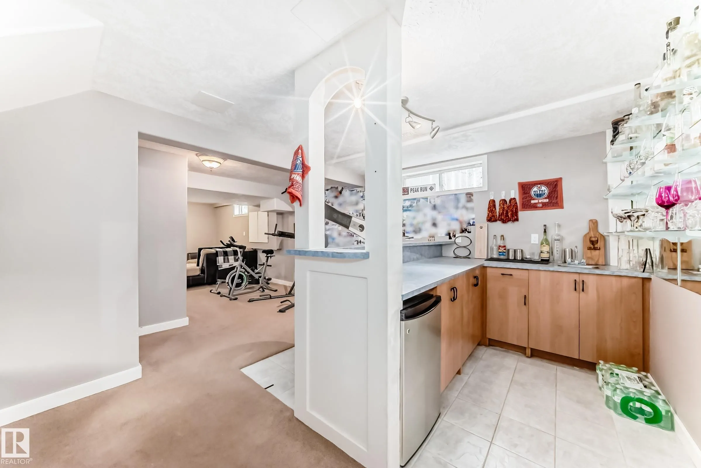 16 DESMARAIS Crescent