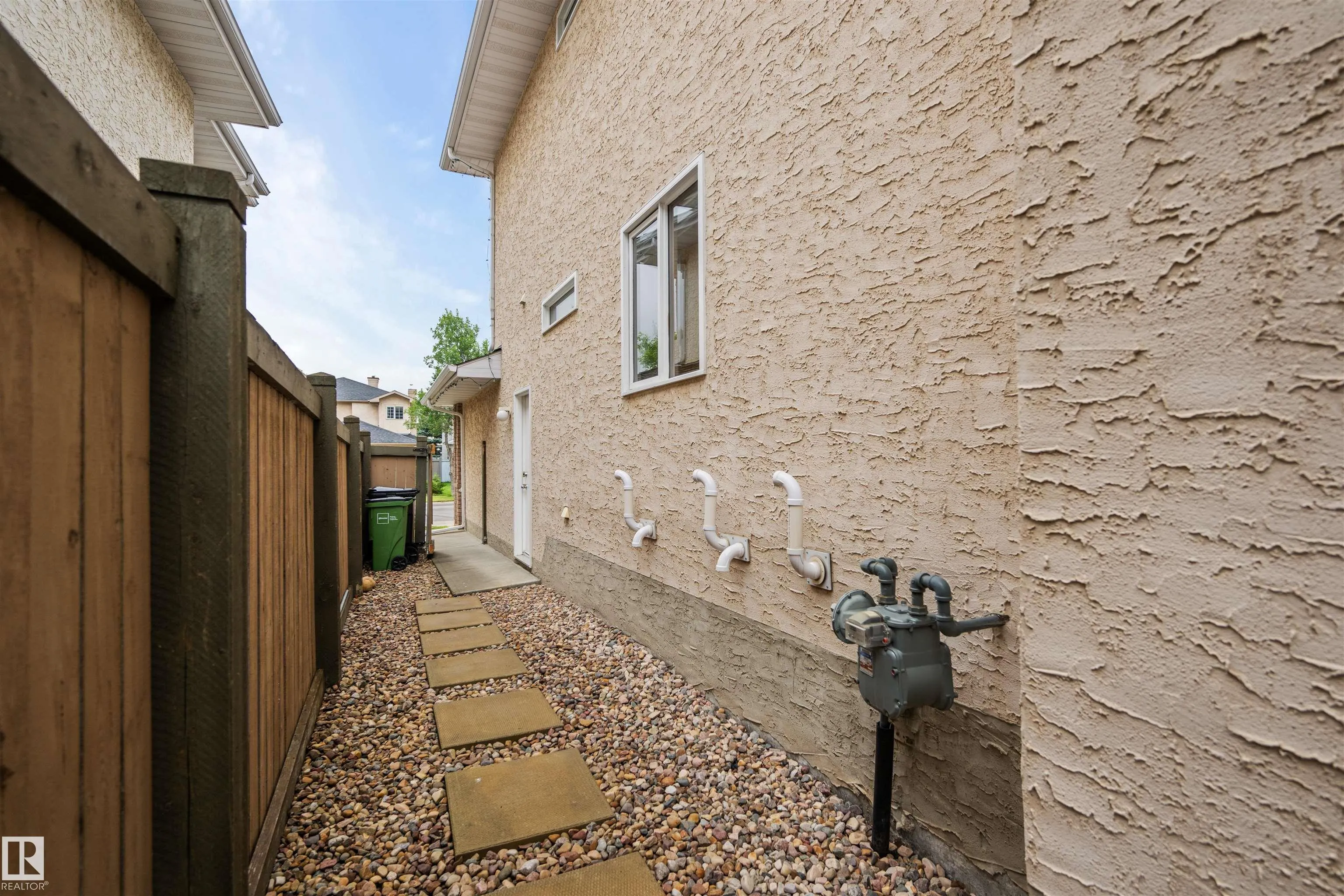 355 BURTON Road