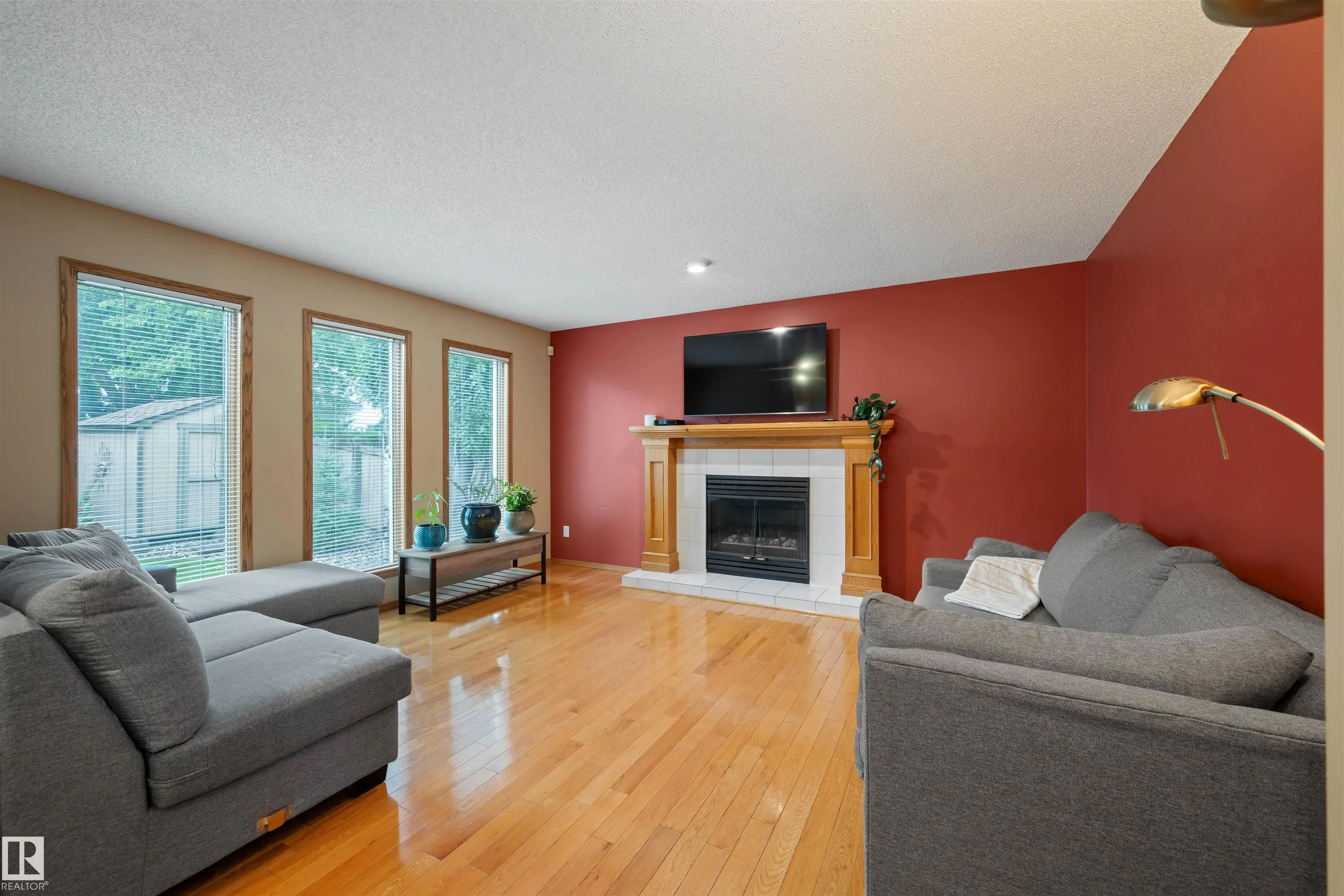 355 BURTON Road