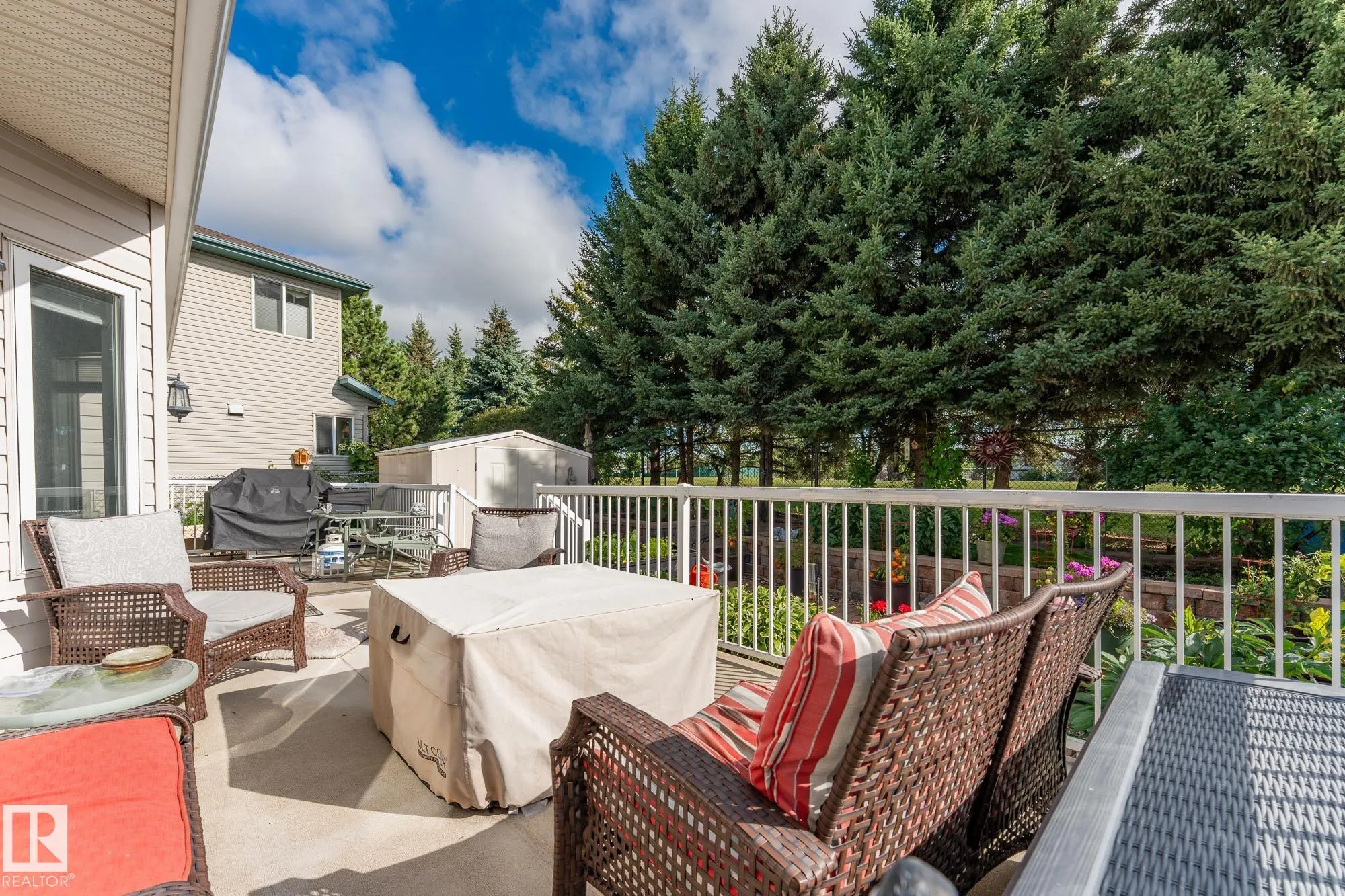 26 OSBORNE Close