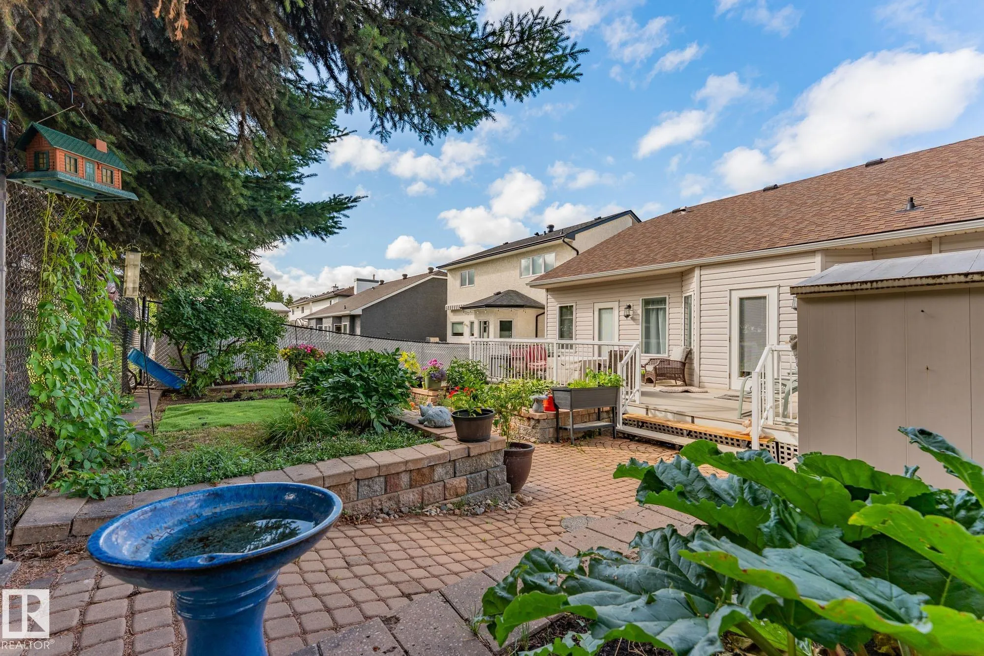 26 OSBORNE Close