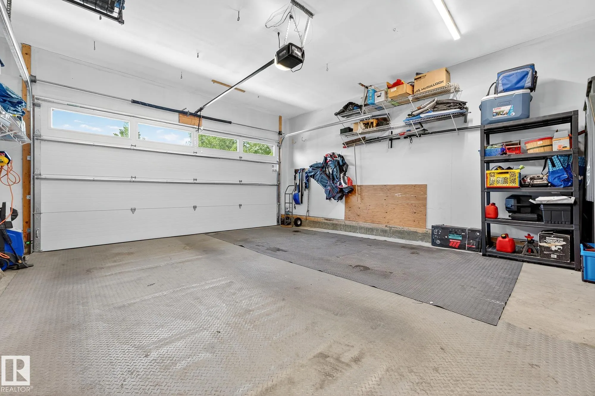 26 OSBORNE Close