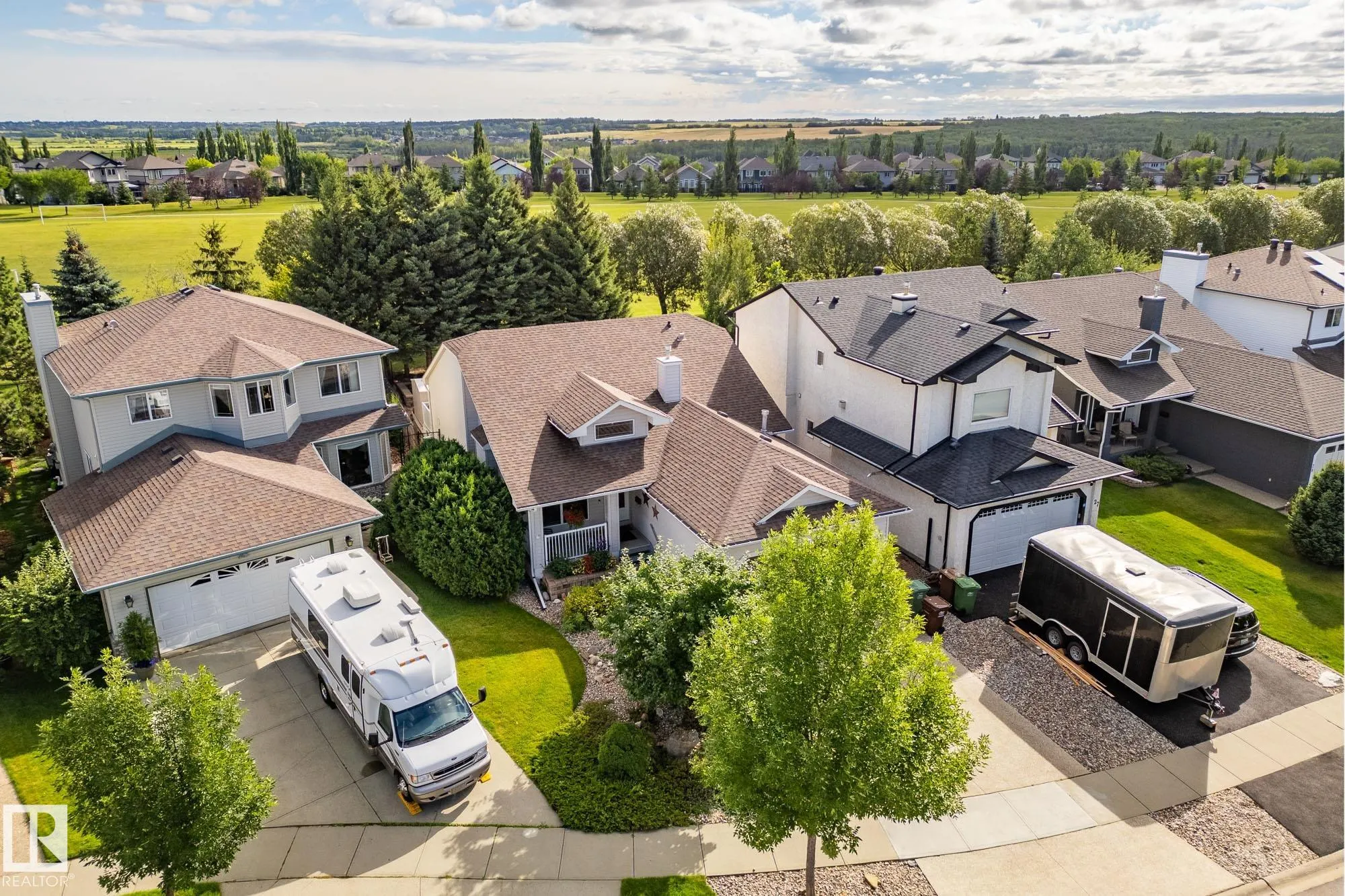 26 OSBORNE Close