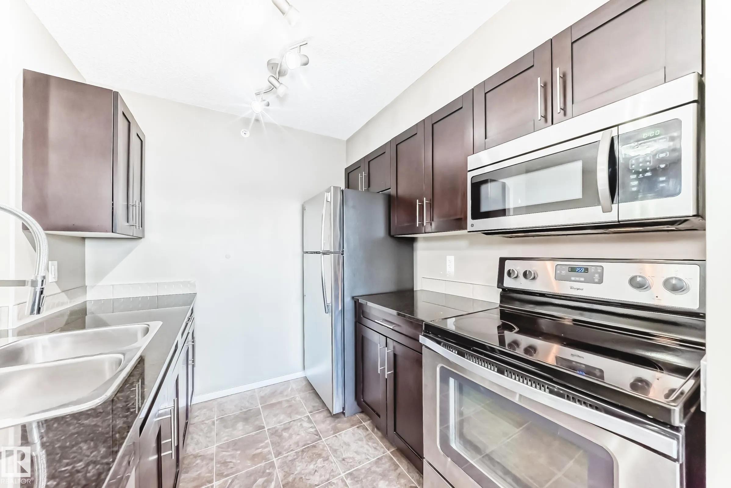 3315 JAMES MOWATT Trail