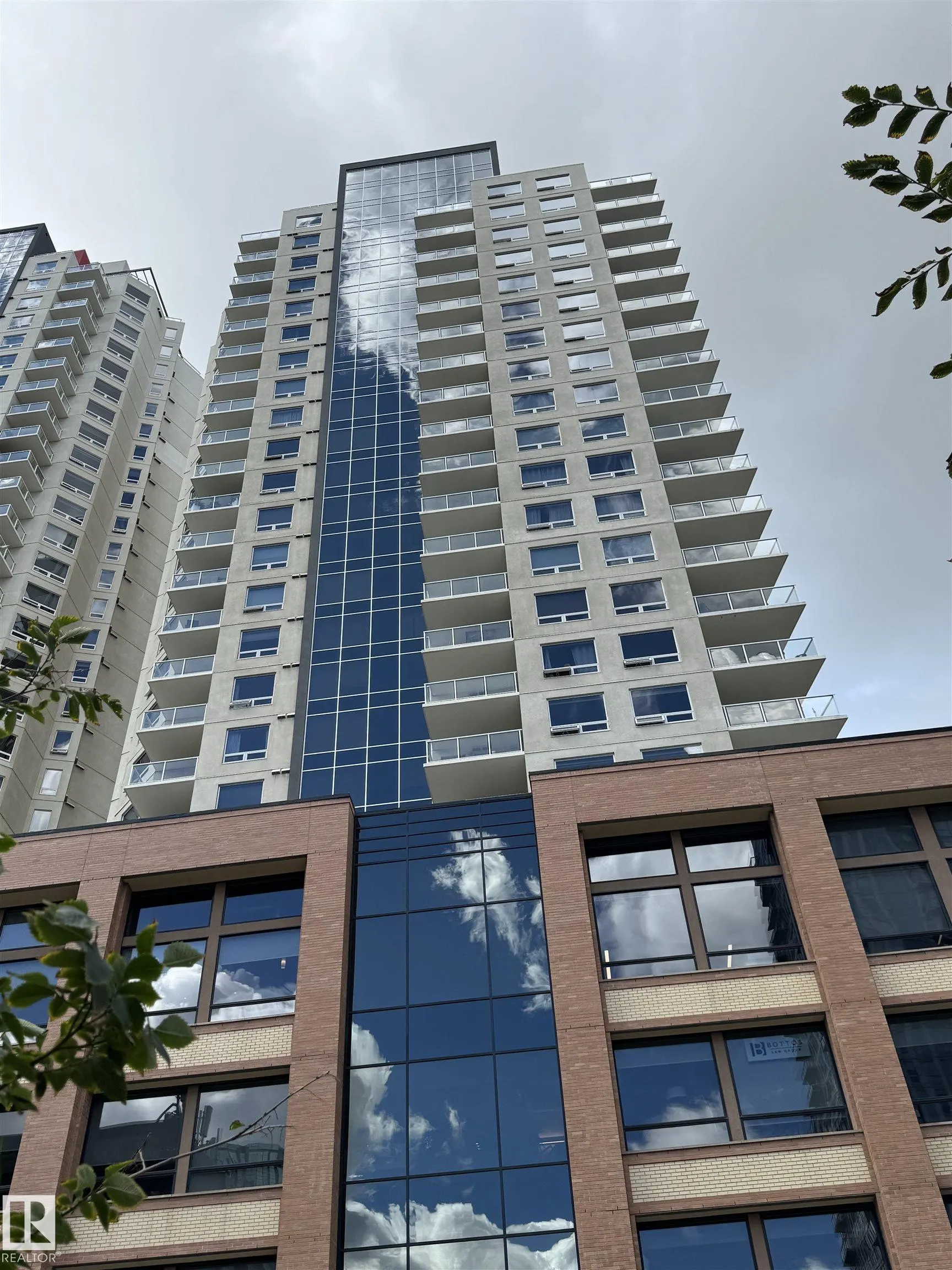10226 104 St