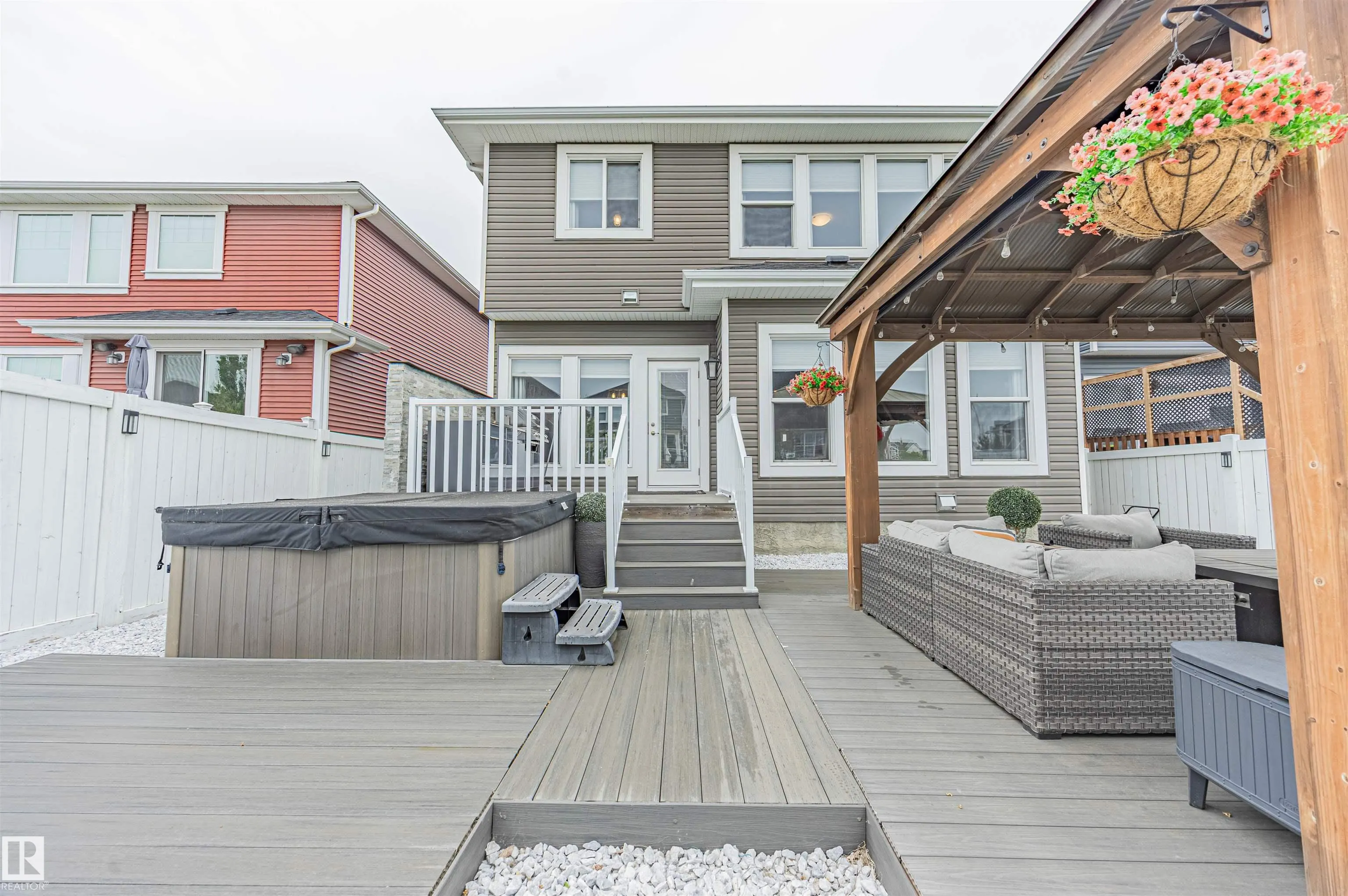 387 Simpkins Wynd