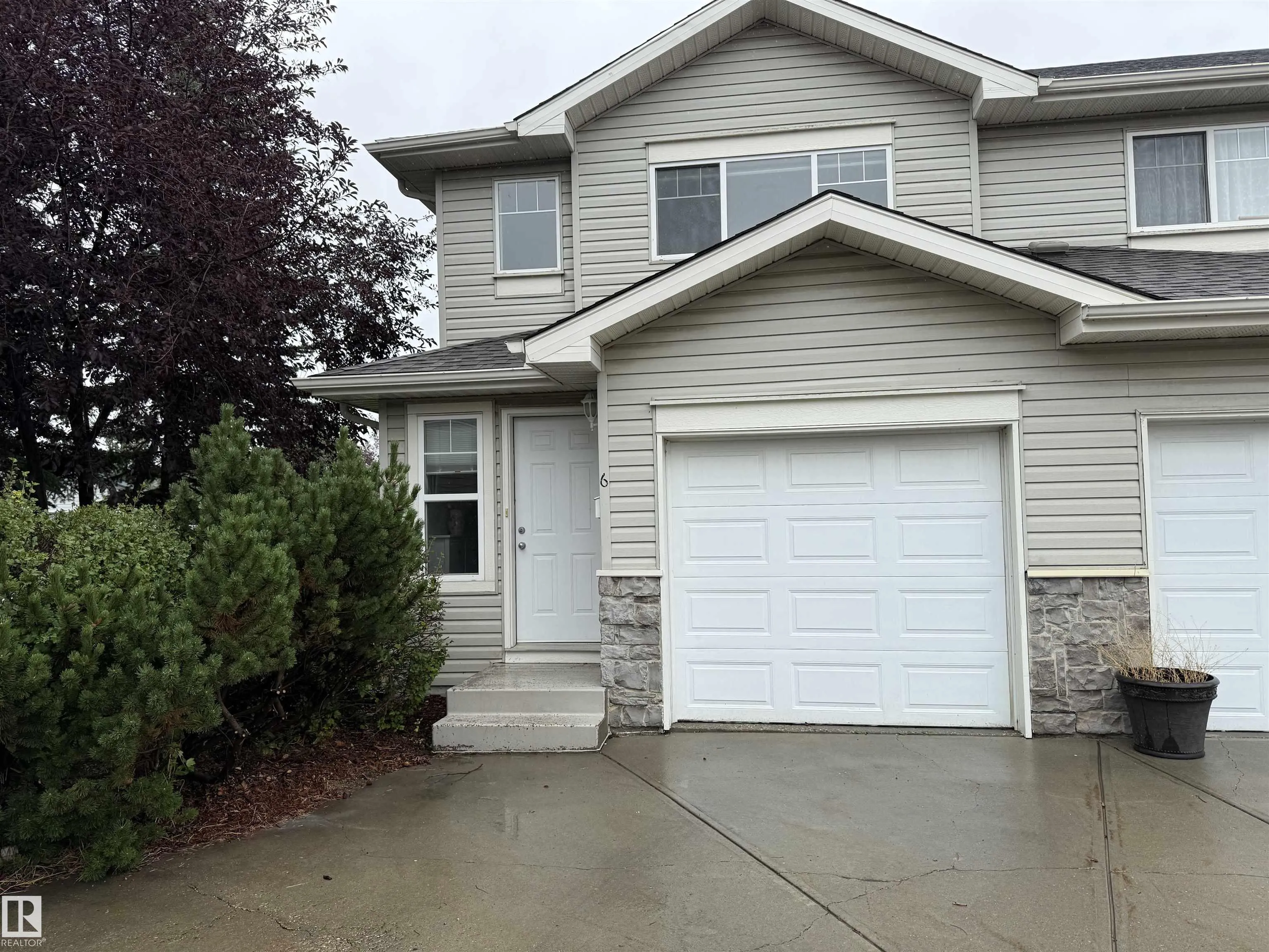 230 EDWARDS Drive