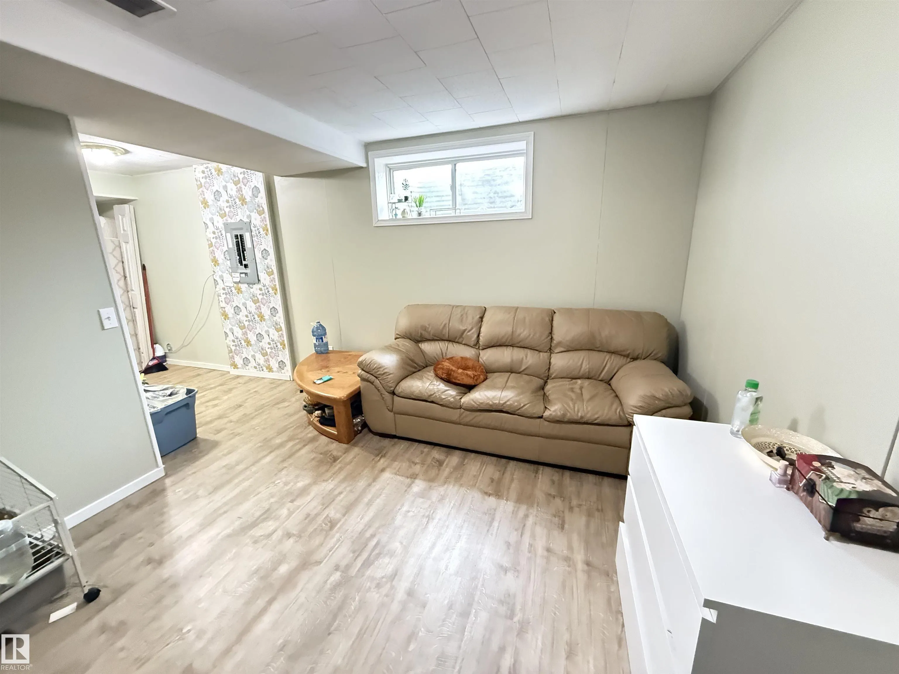 230 EDWARDS Drive