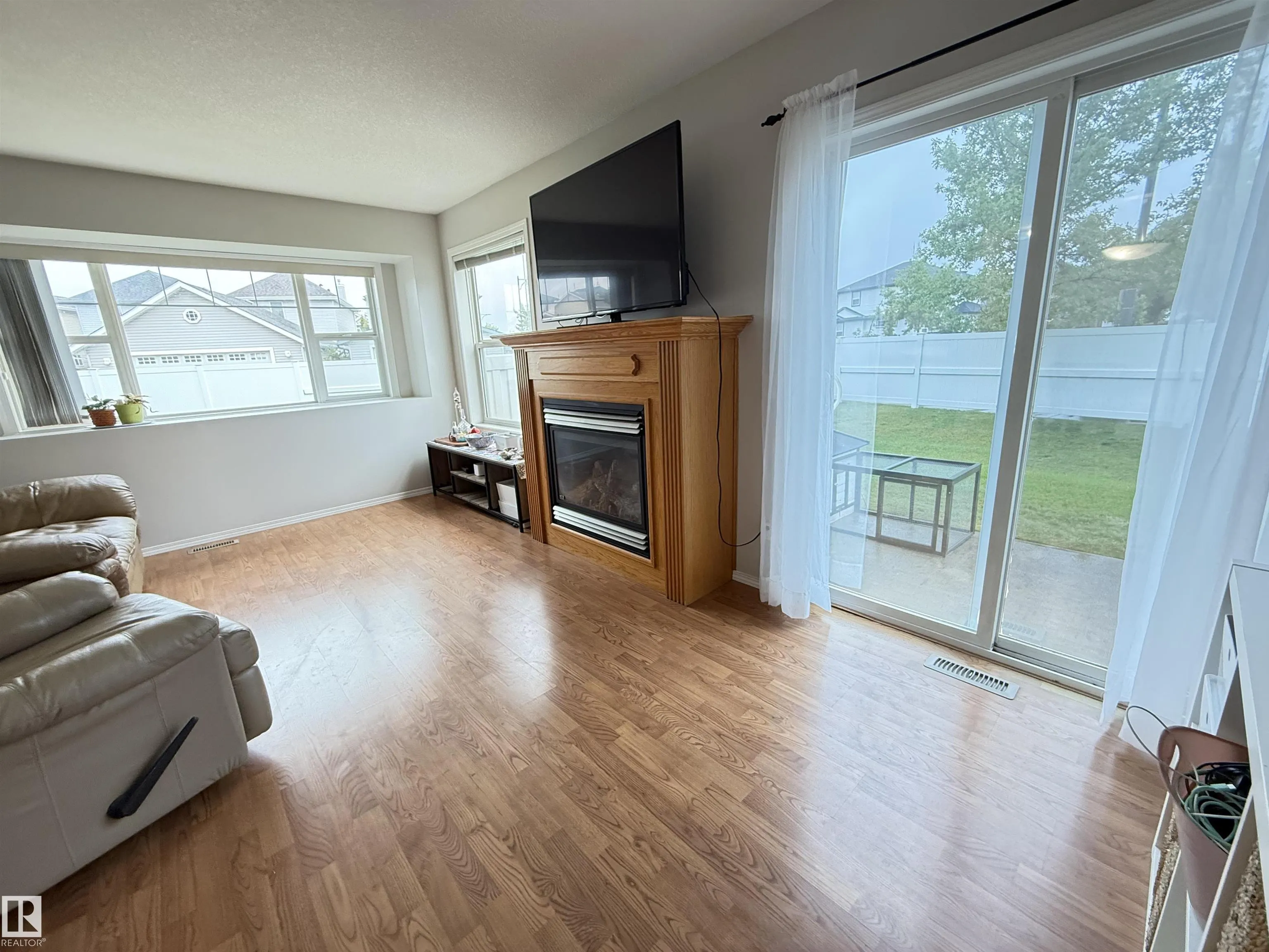 230 EDWARDS Drive