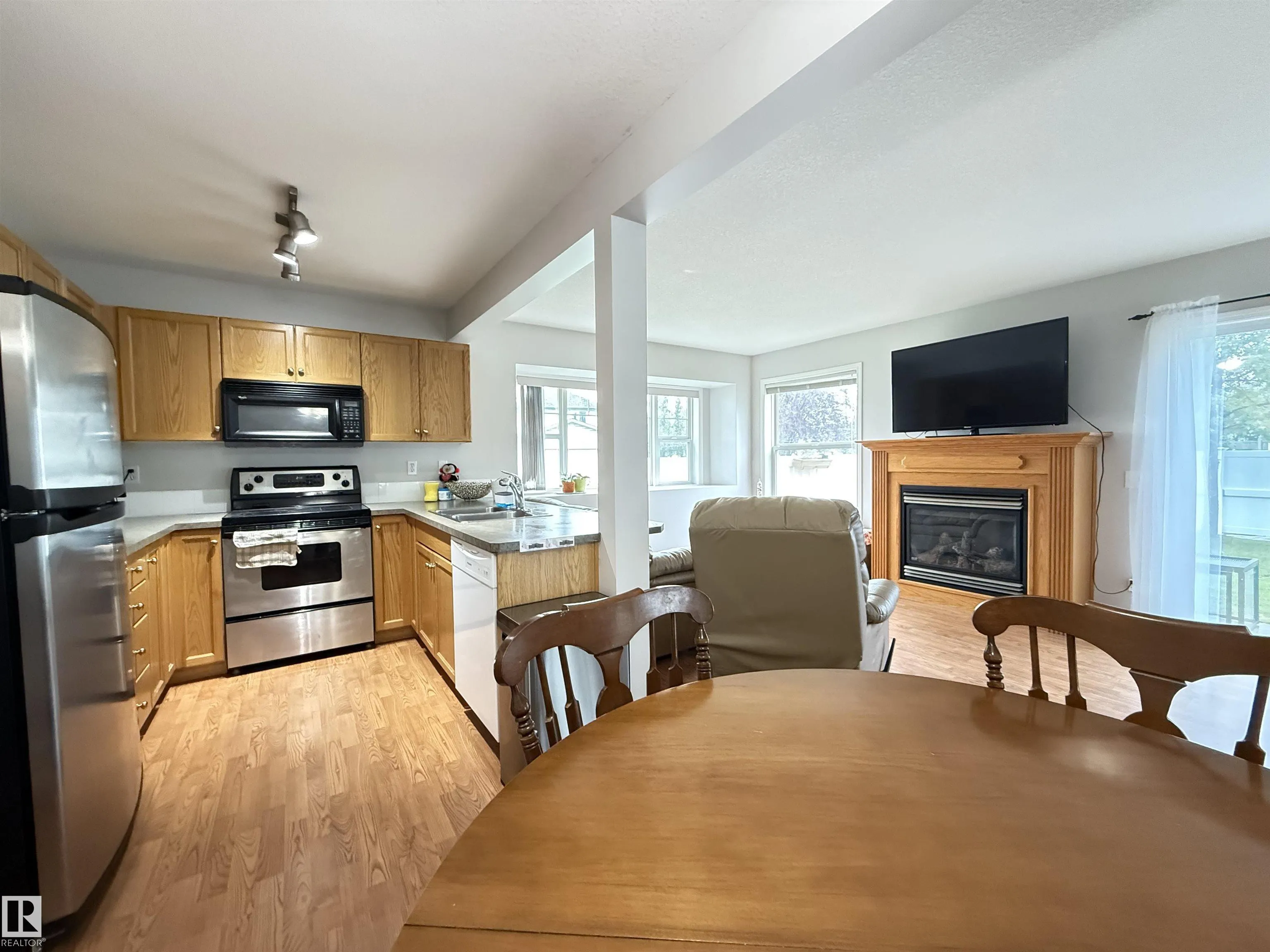 230 EDWARDS Drive