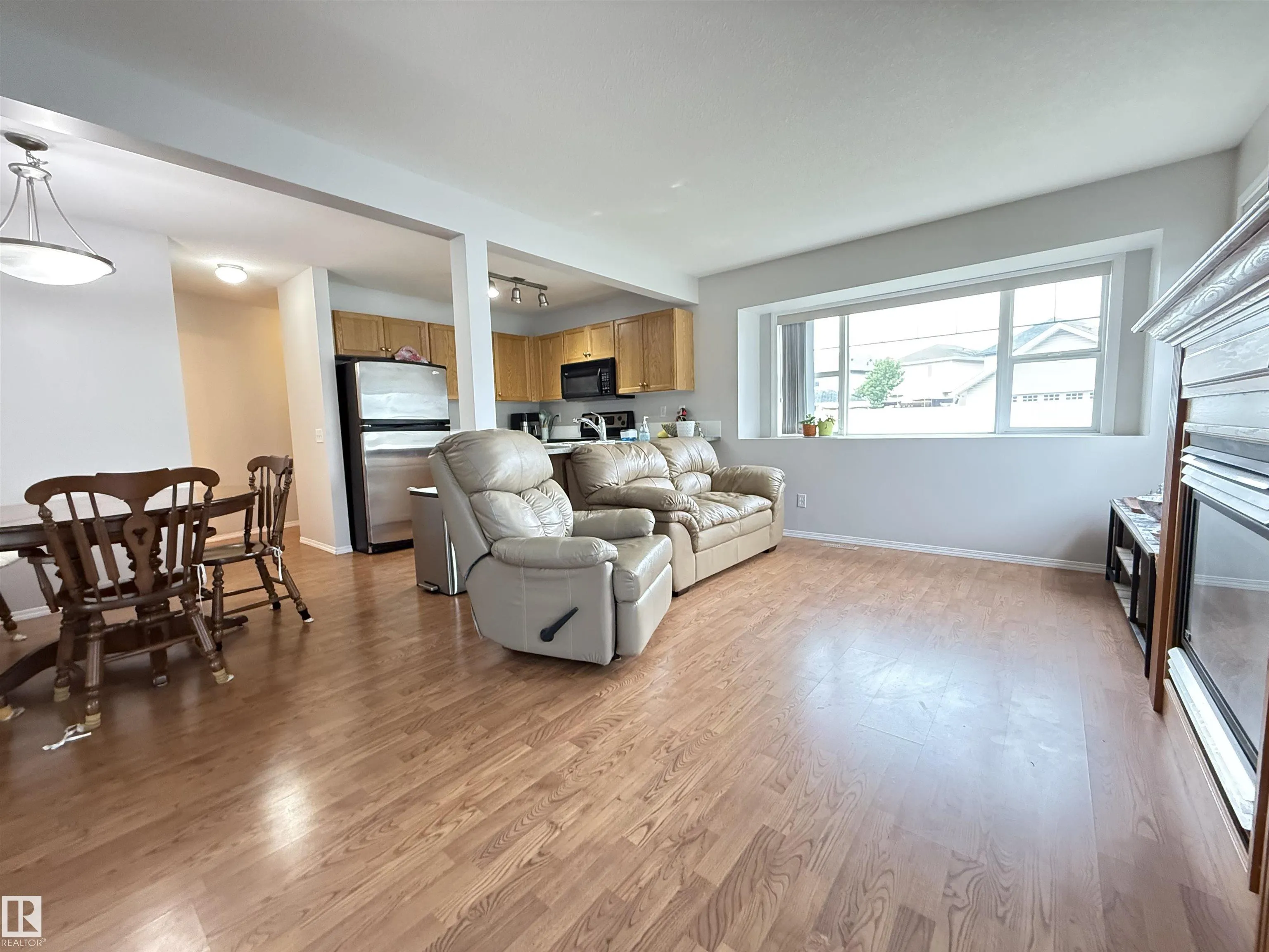 230 EDWARDS Drive