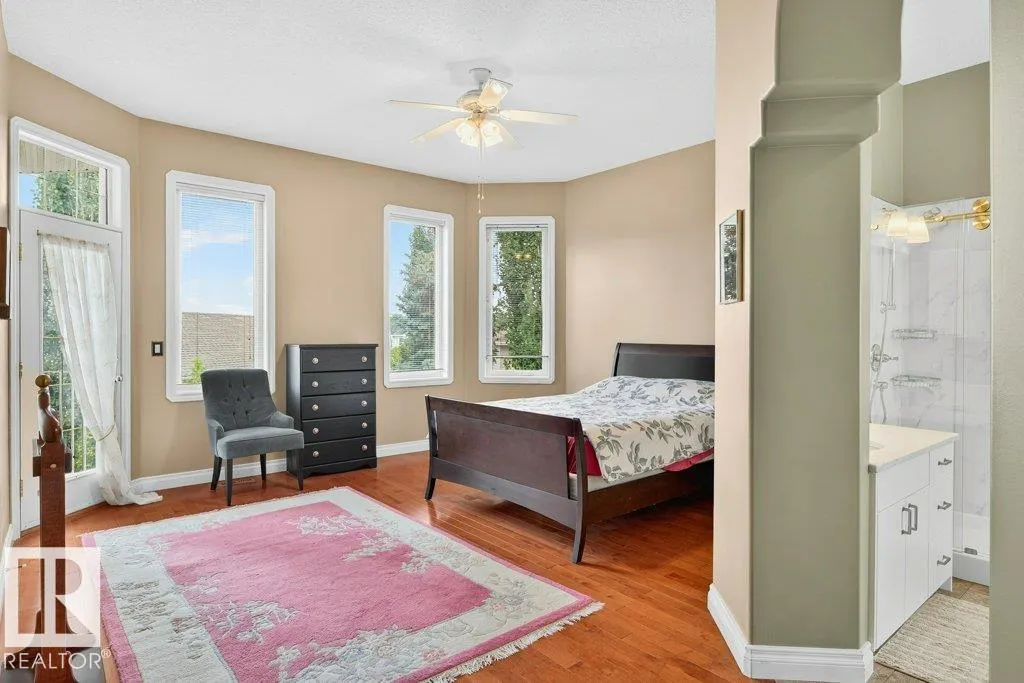 4 OTTER Crescent