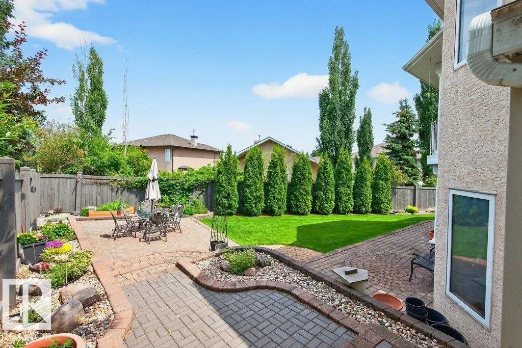 4 OTTER Crescent