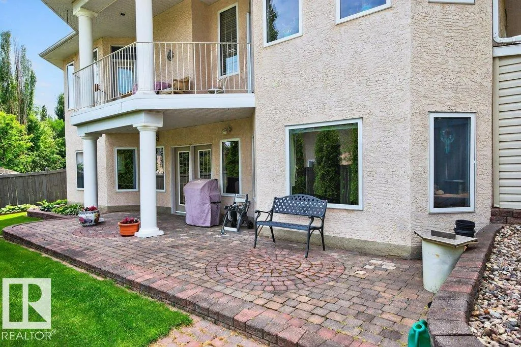 4 OTTER Crescent