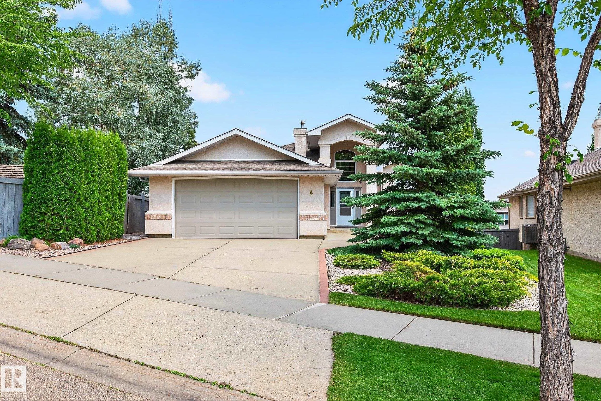 4 OTTER Crescent
