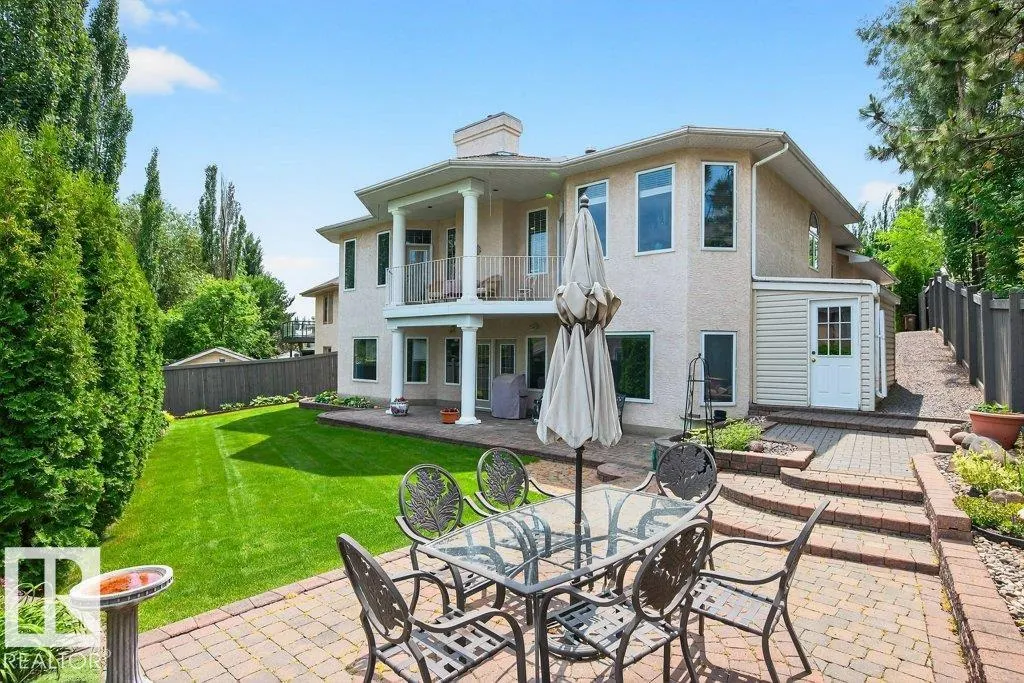4 OTTER Crescent