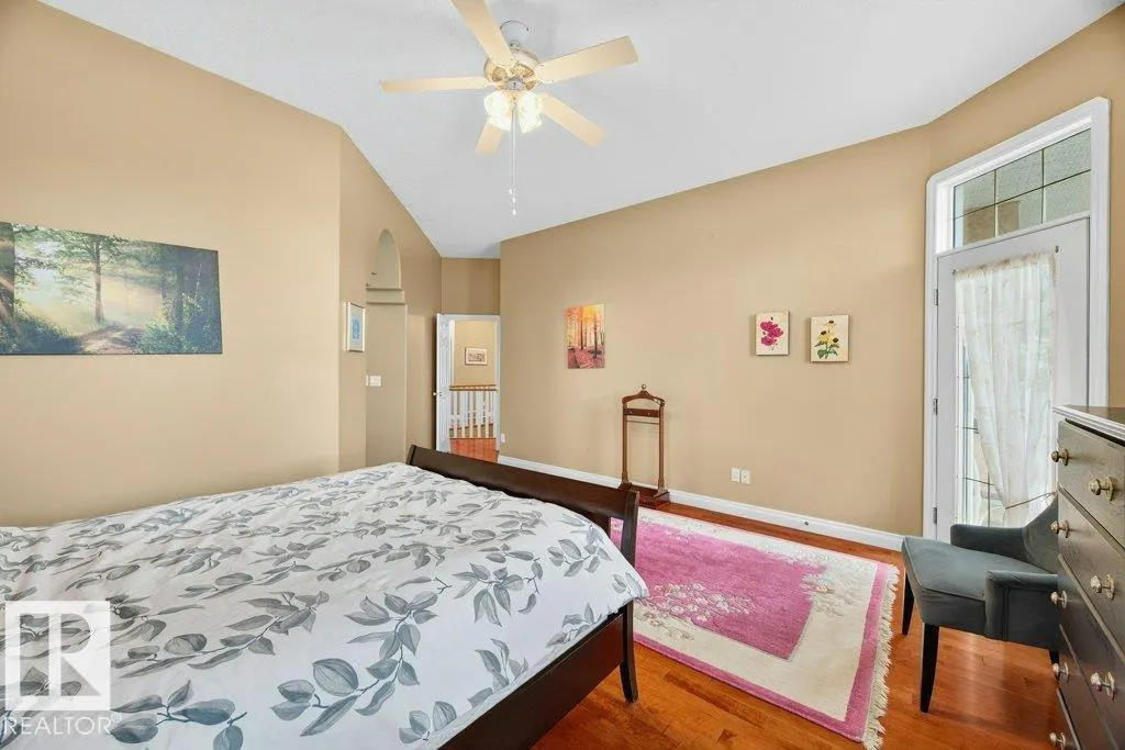 4 OTTER Crescent