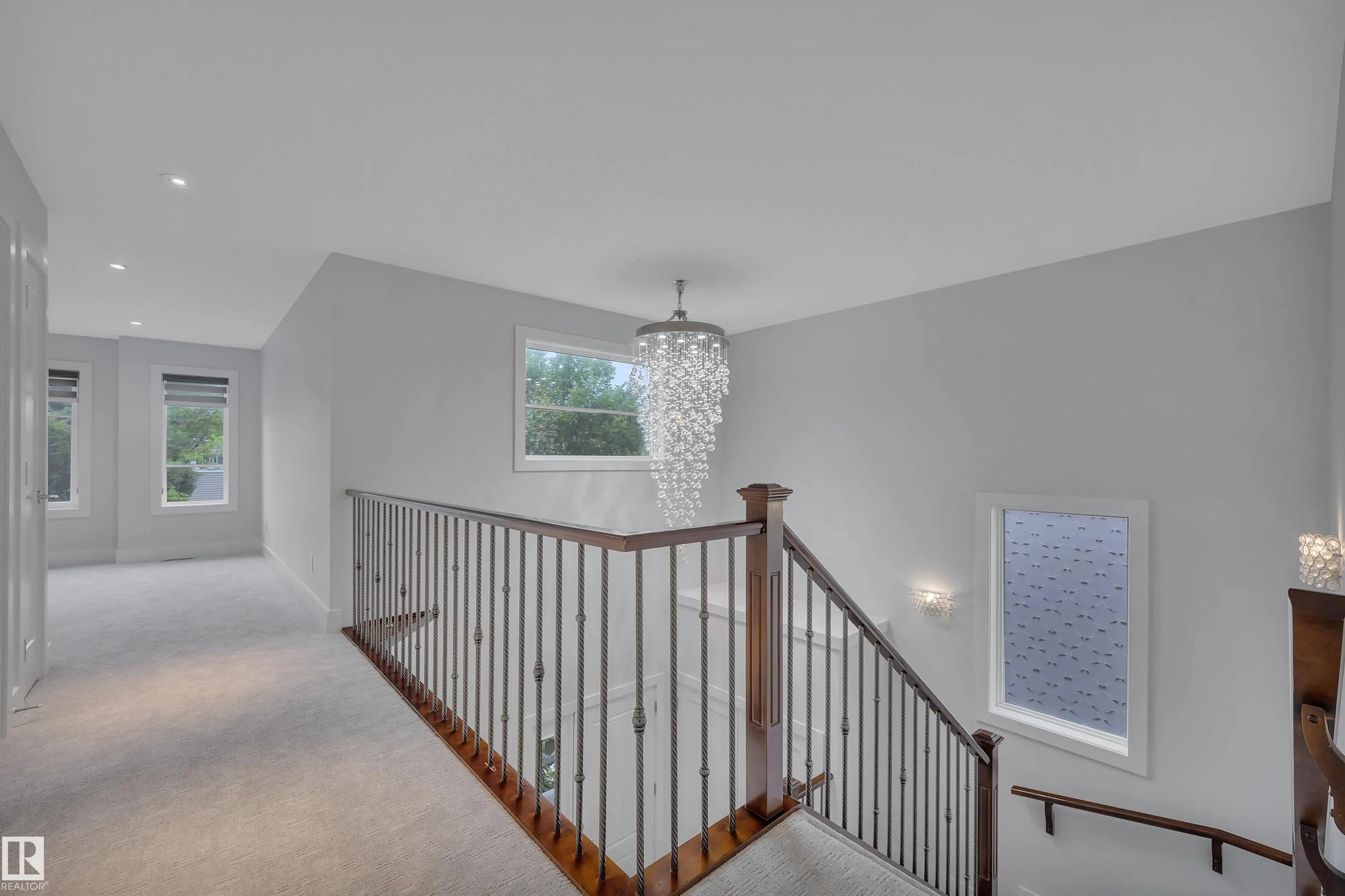 1024 ARMITAGE Crescent