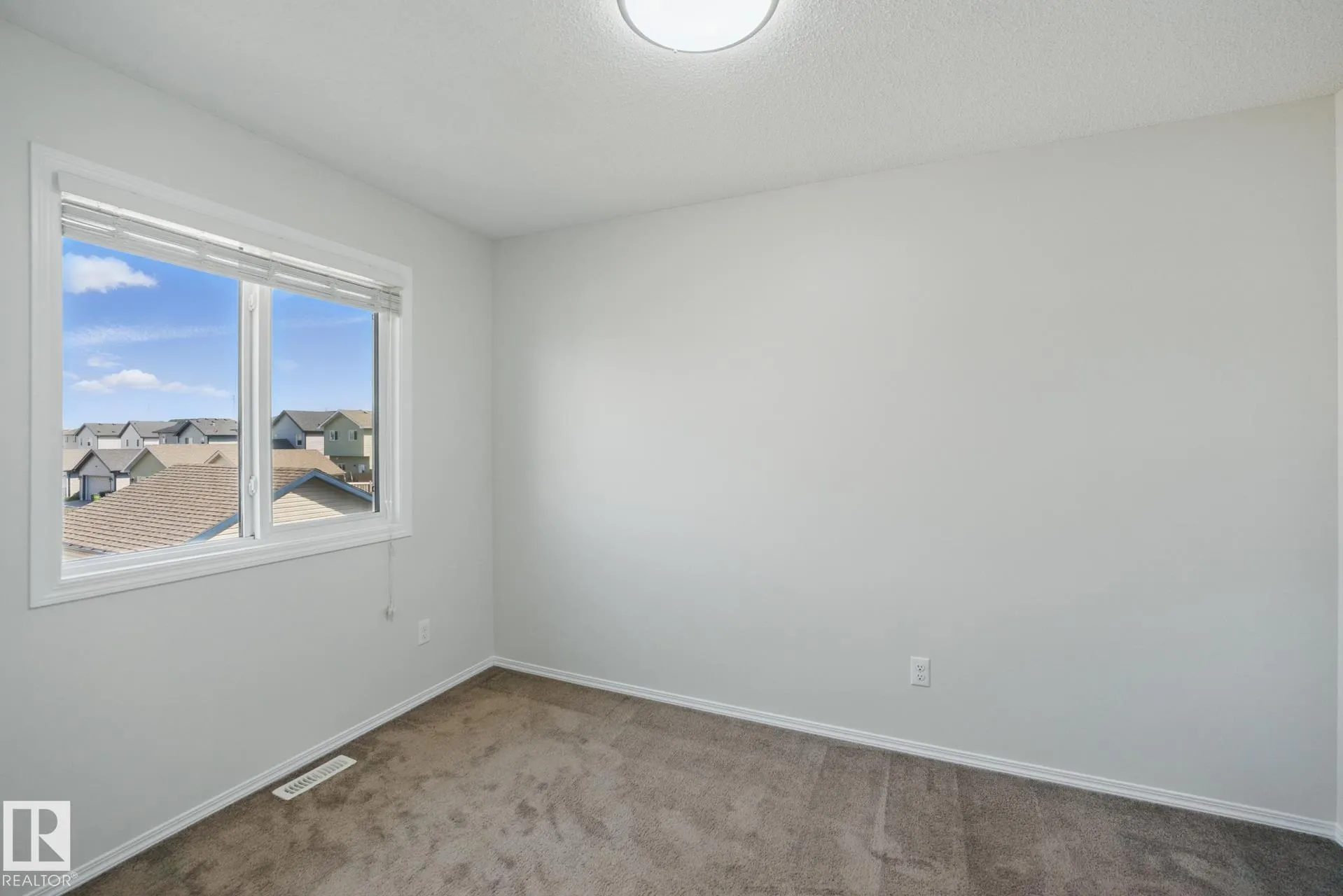 4082 ALEXANDER Way