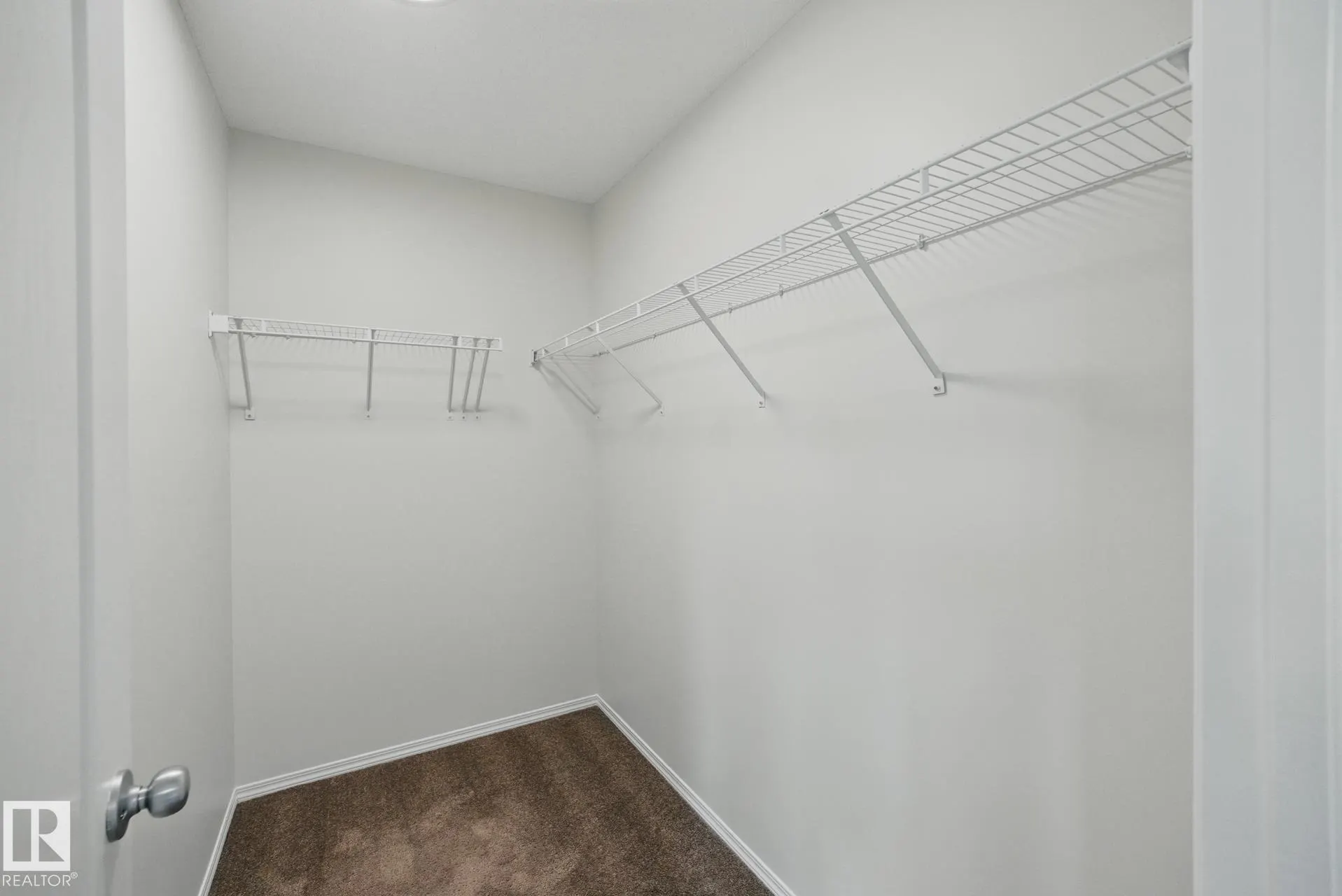 4082 ALEXANDER Way