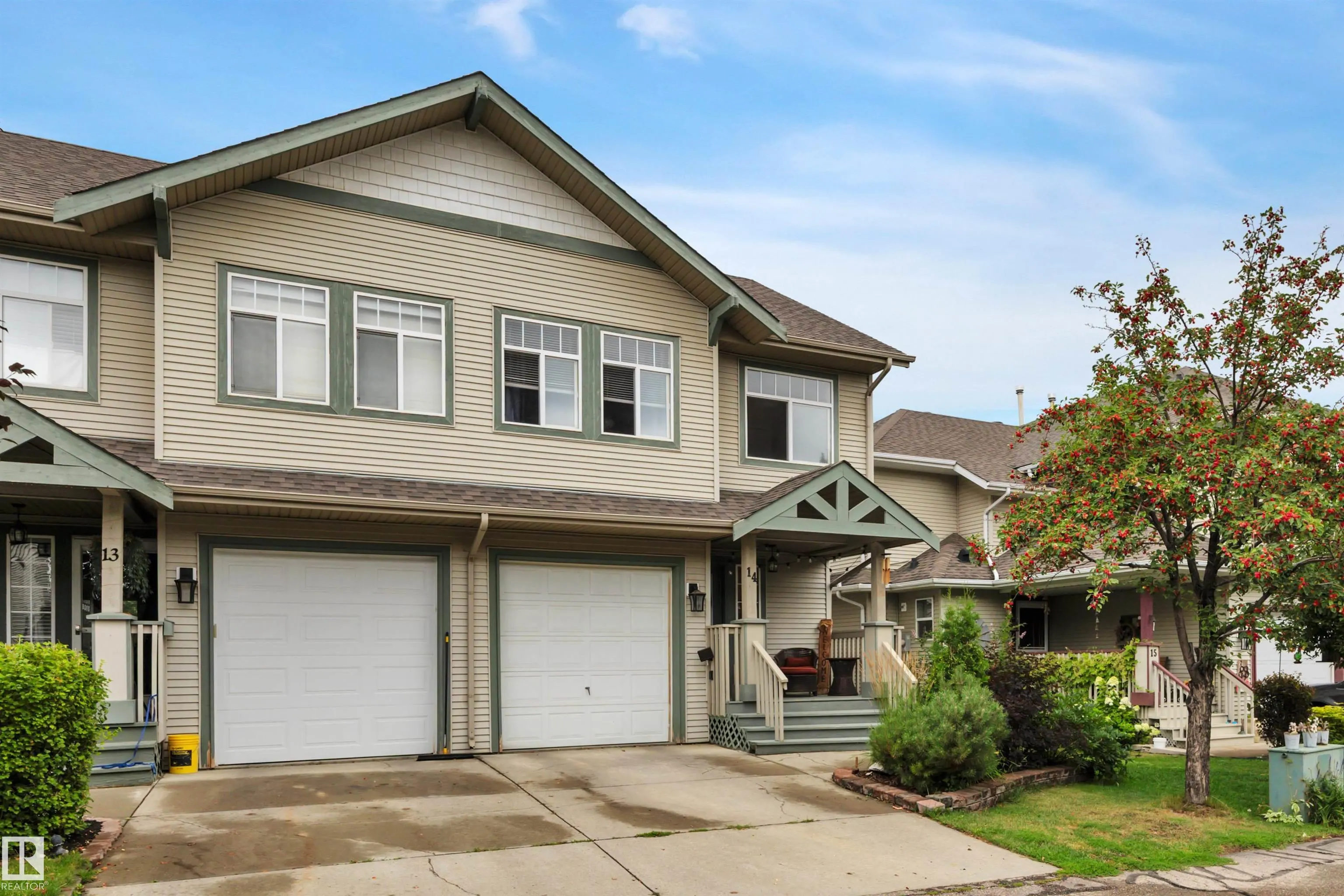 6 ASPENGLEN Drive