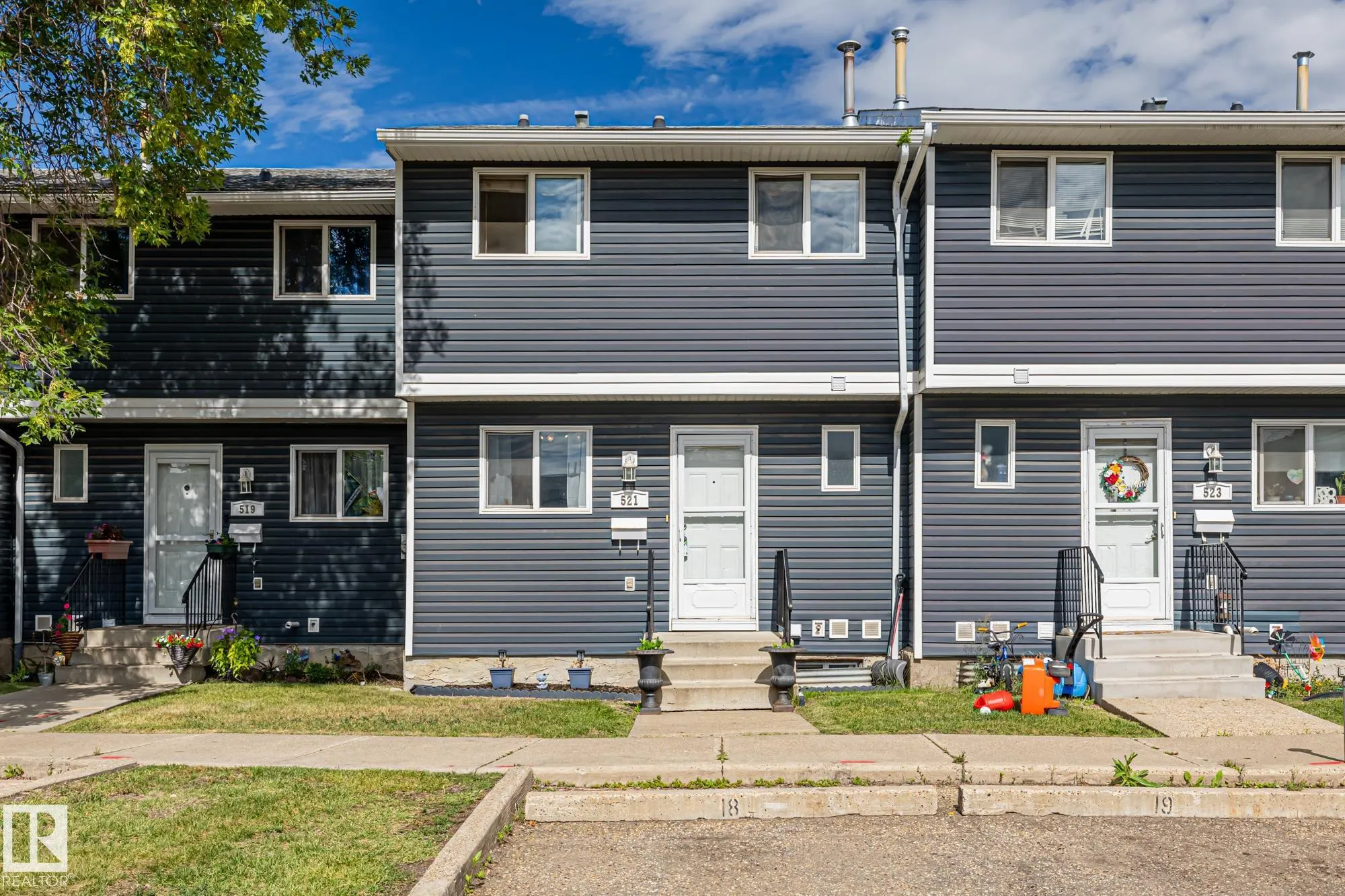 521 DUNLUCE Road