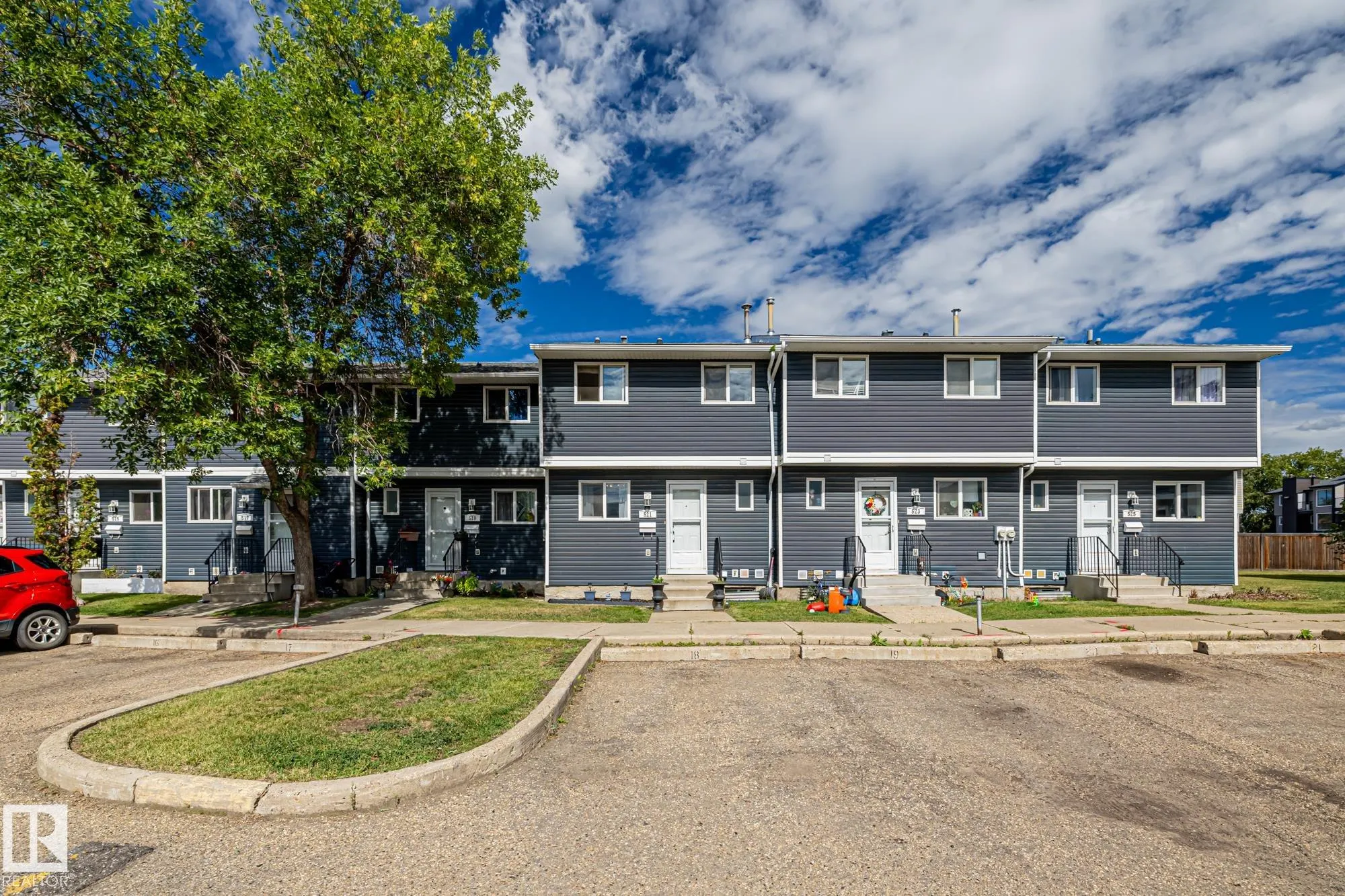 521 DUNLUCE Road