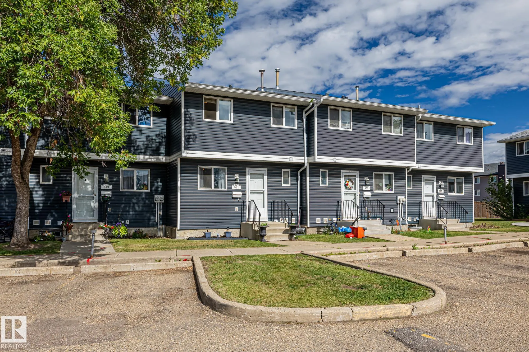 521 DUNLUCE Road