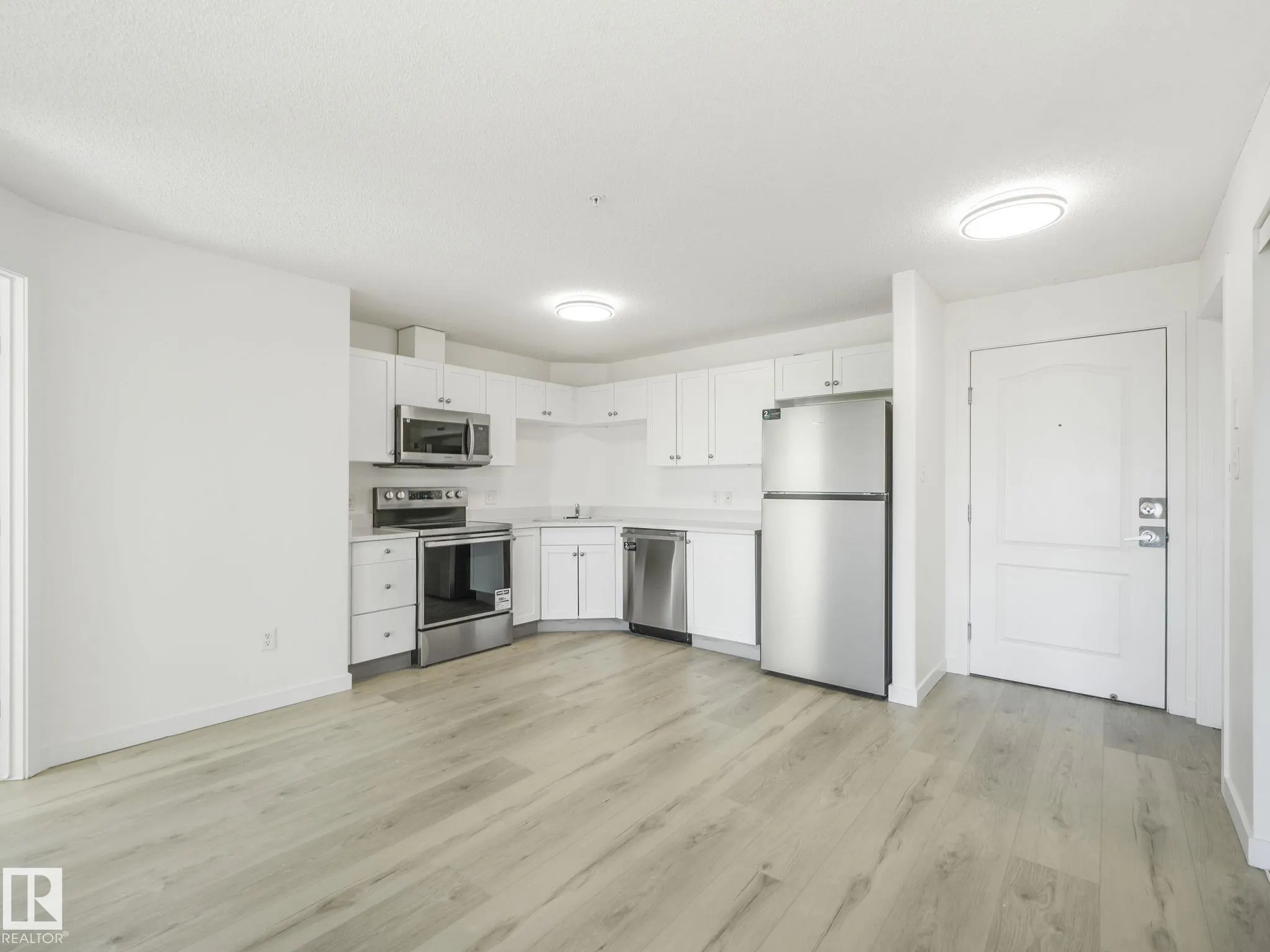 7331 SOUTH TERWILLEGAR Drive