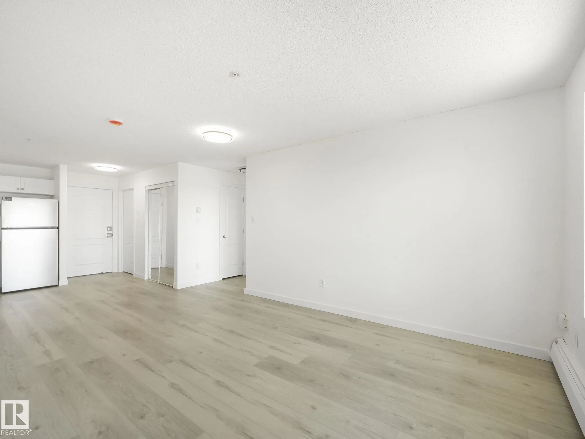 7331 SOUTH TERWILLEGAR Drive