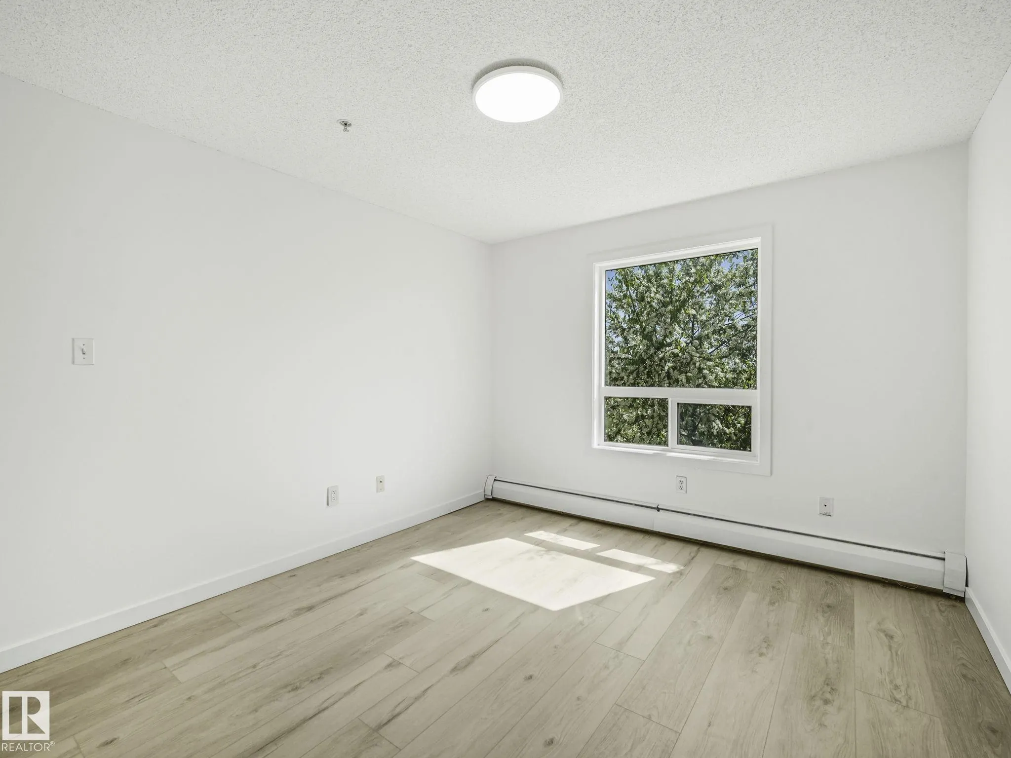 7331 SOUTH TERWILLEGAR Drive