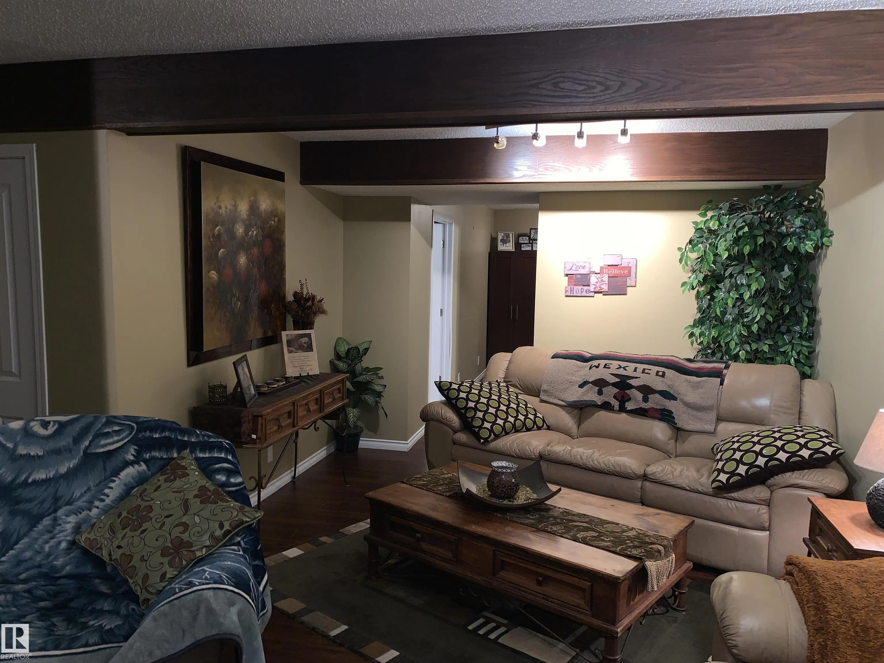 3818 ALLAN Drive