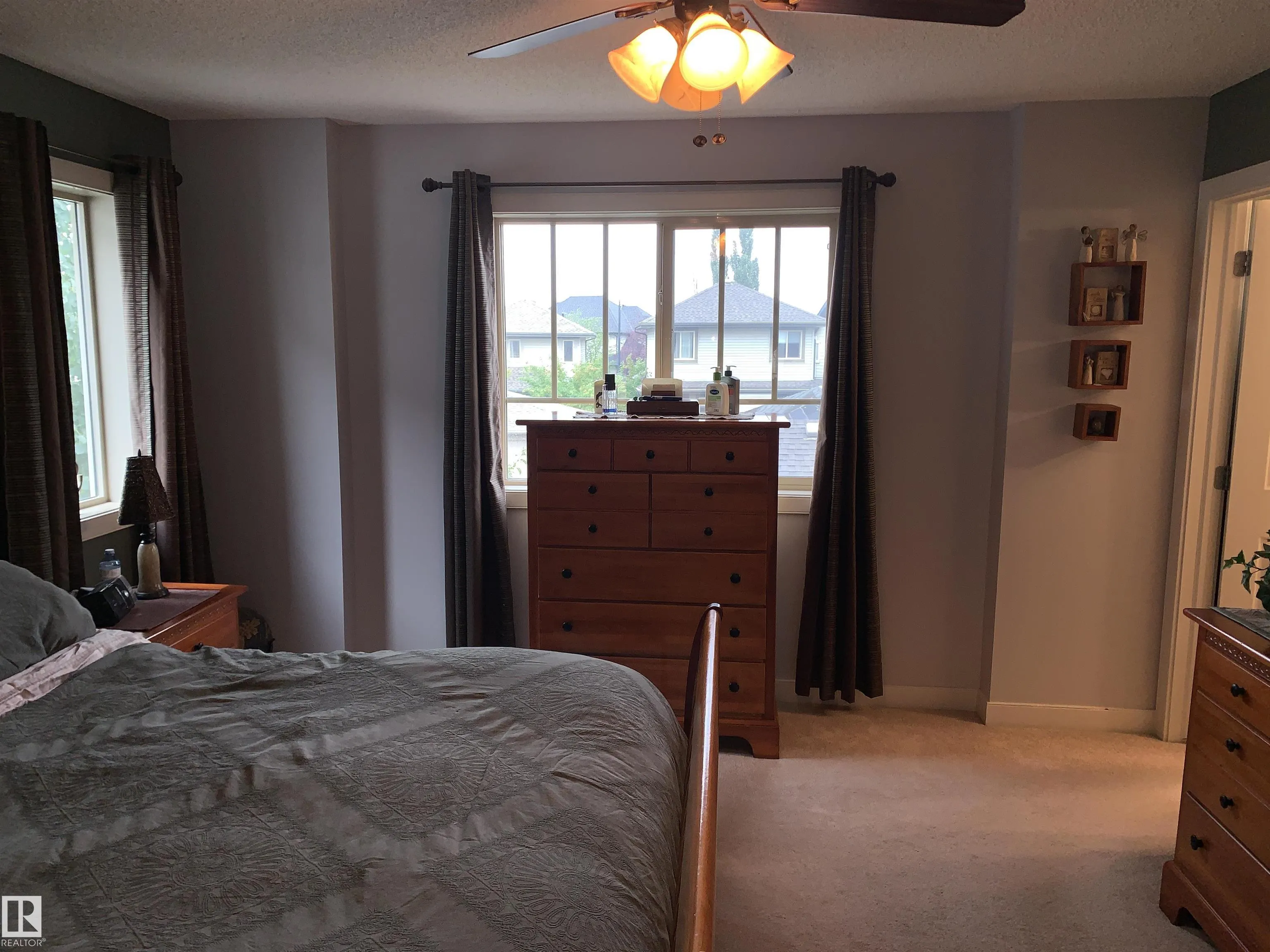 3818 ALLAN Drive