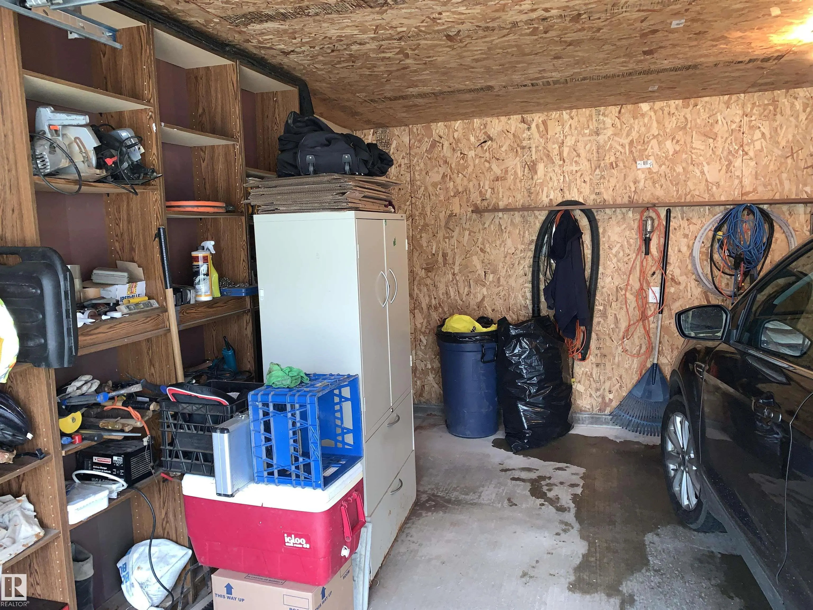 3818 ALLAN Drive