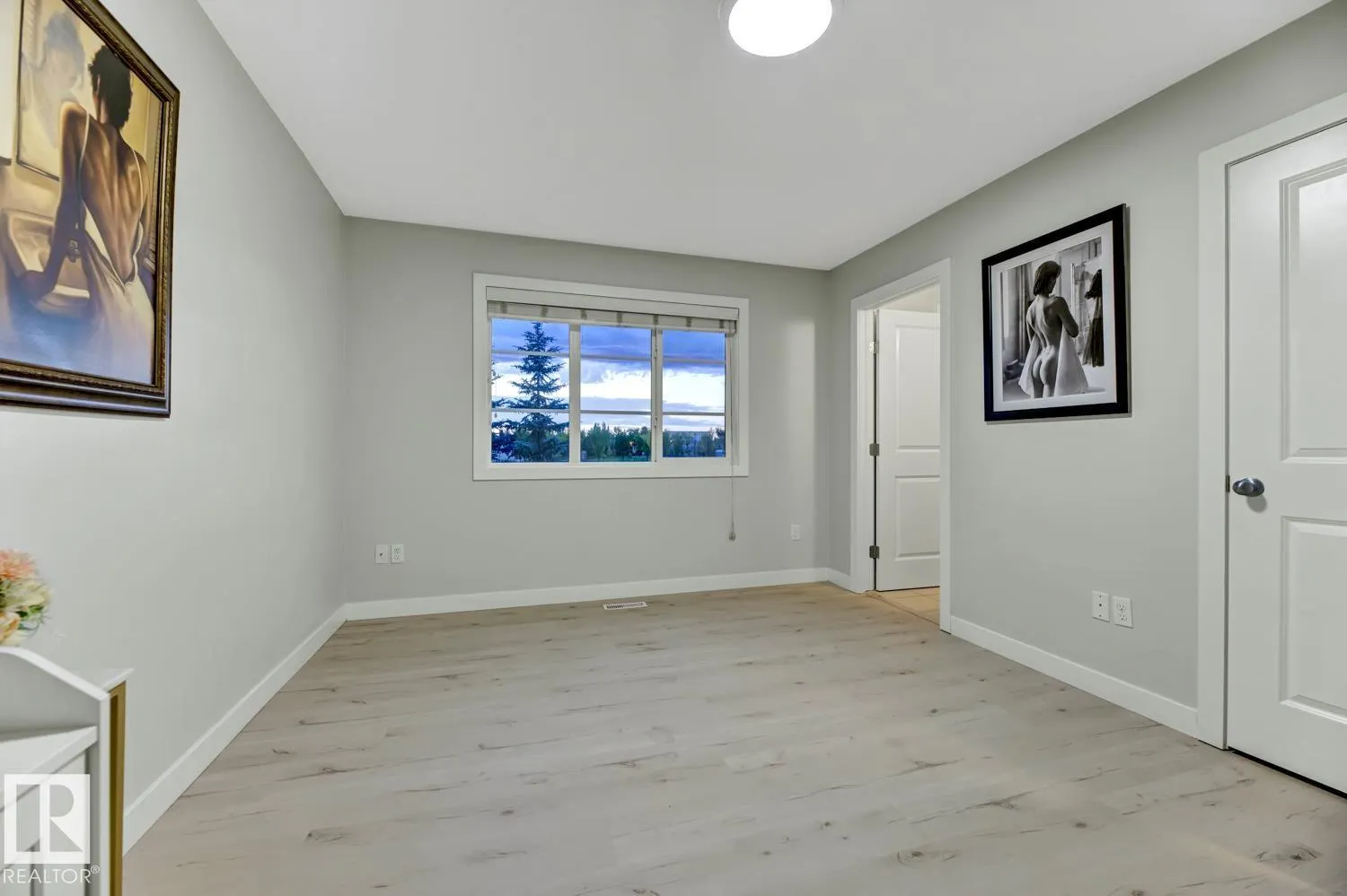 4950 TERWILLEGAR Common