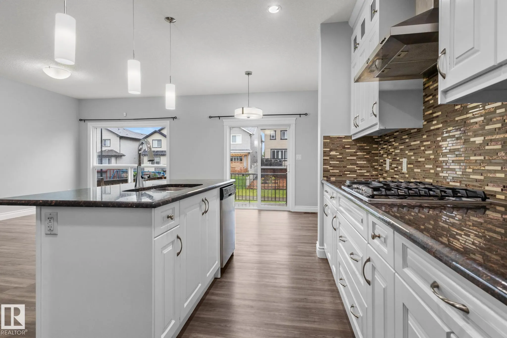 4648 CHARLES Way