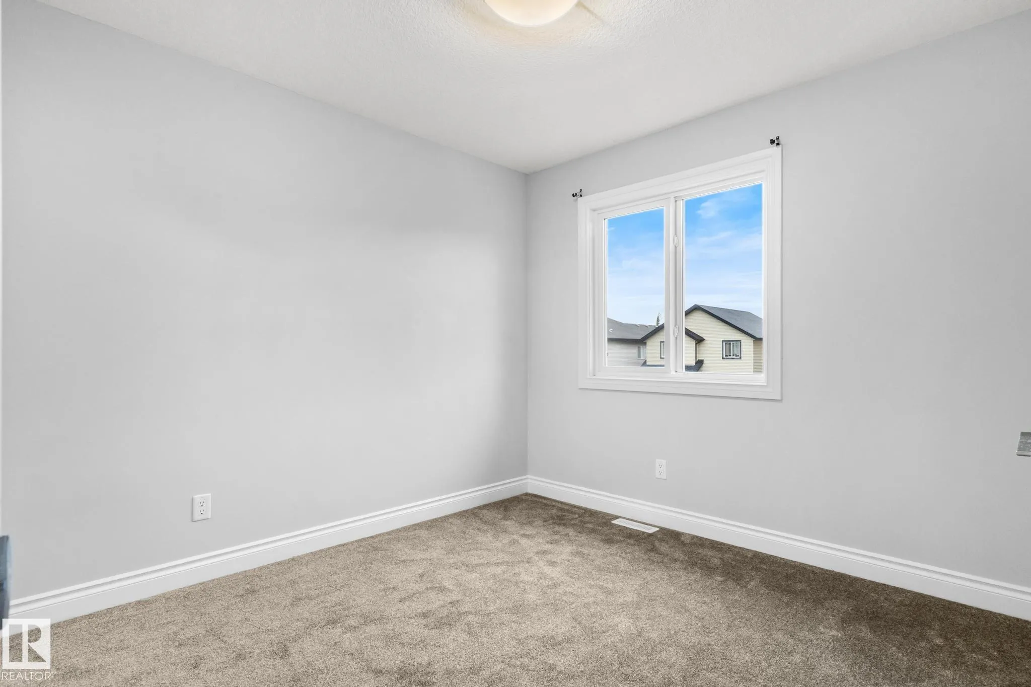 4648 CHARLES Way