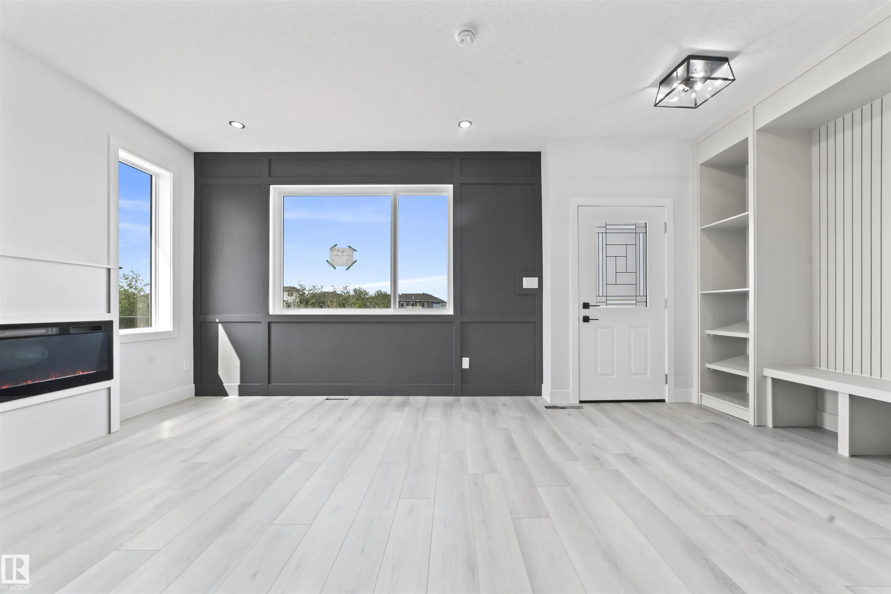 203 Deer Valley Drive