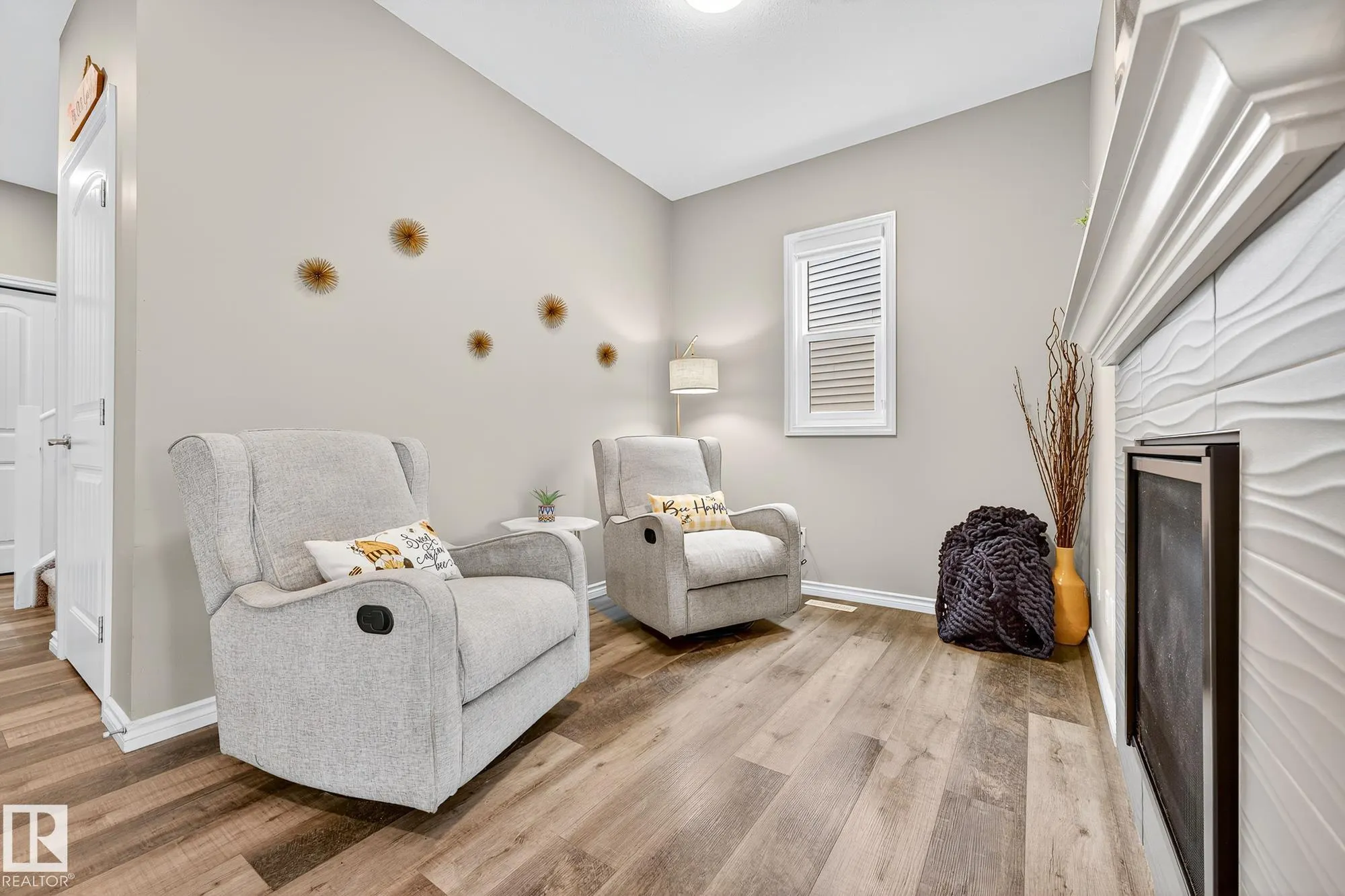 229 CALEDON Crescent