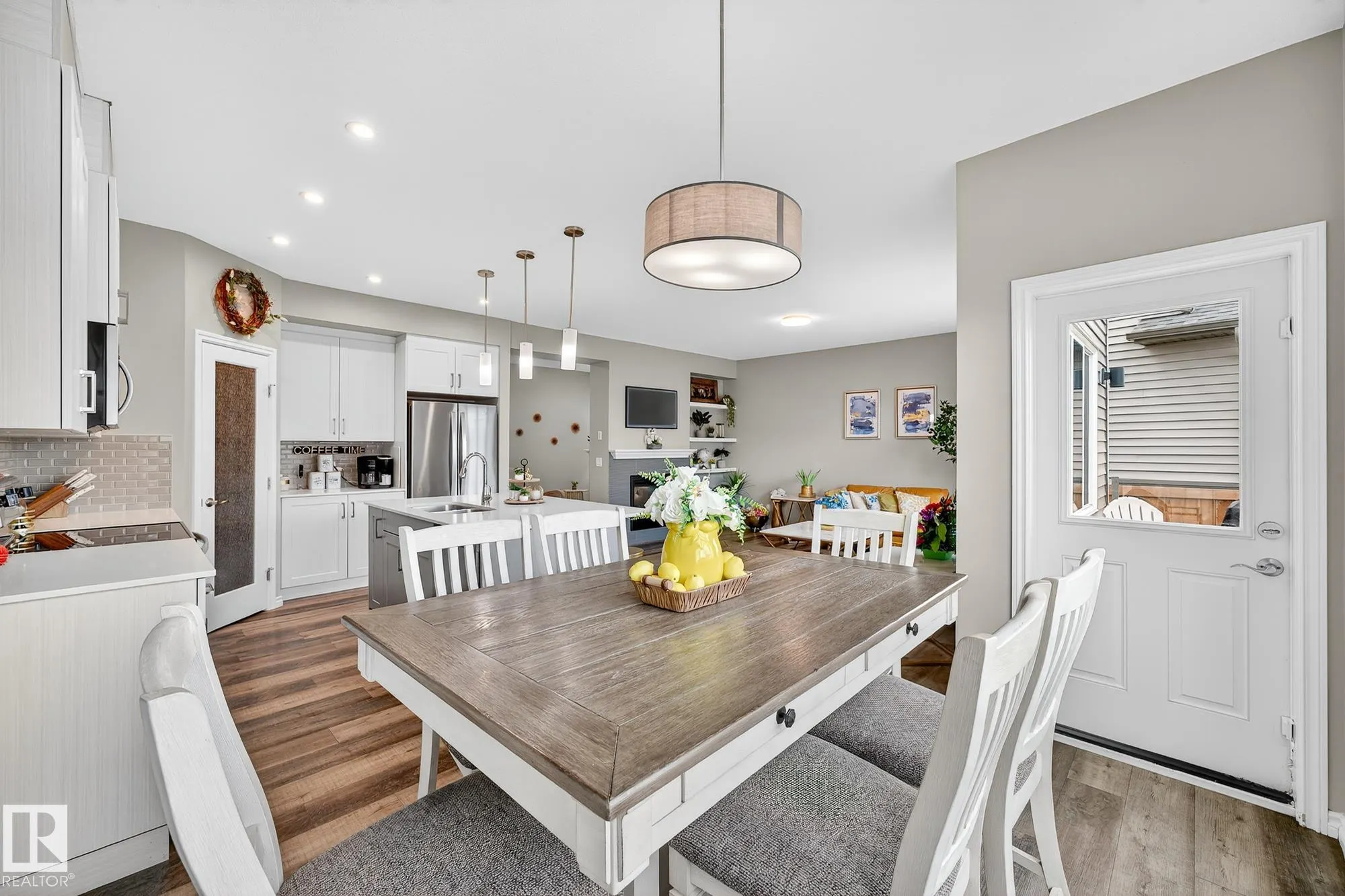 229 CALEDON Crescent