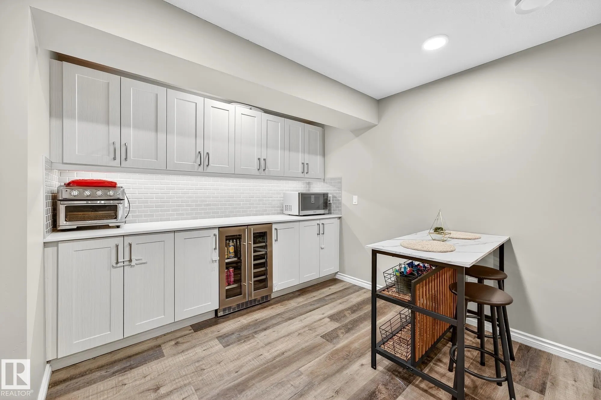 229 CALEDON Crescent