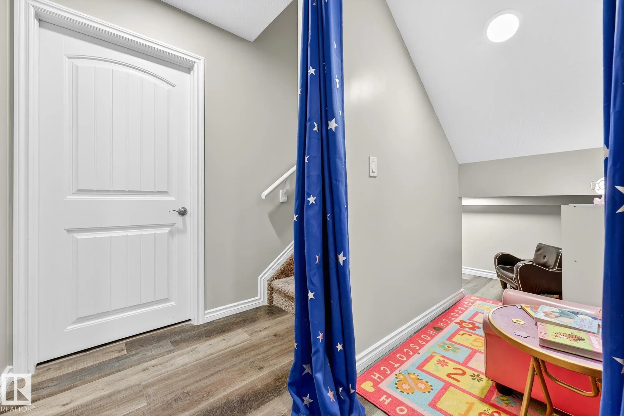 229 CALEDON Crescent