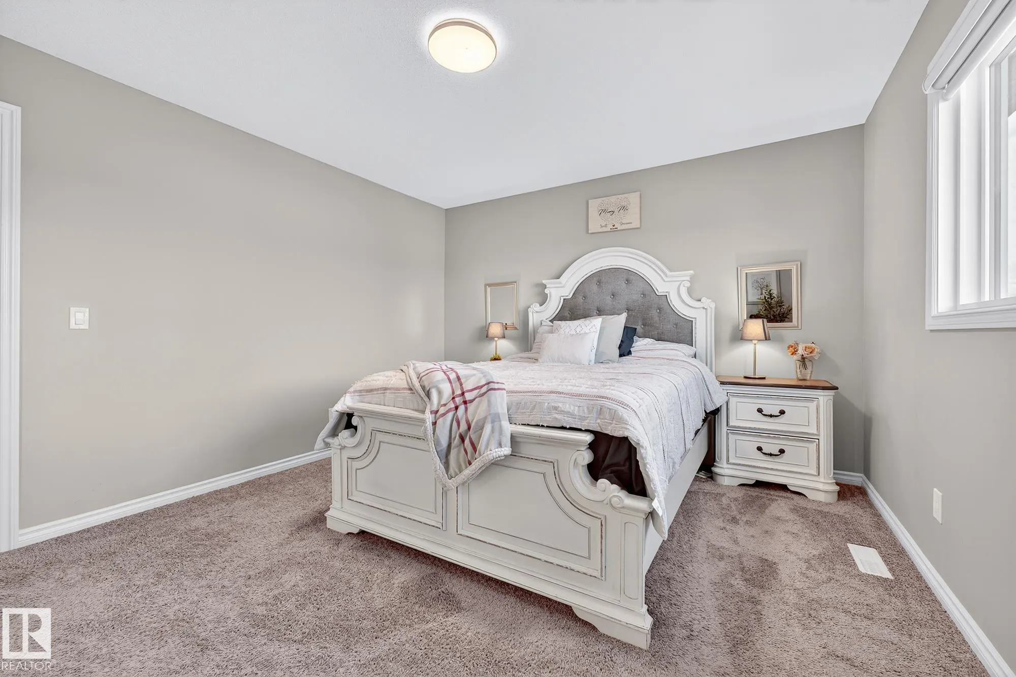 229 CALEDON Crescent